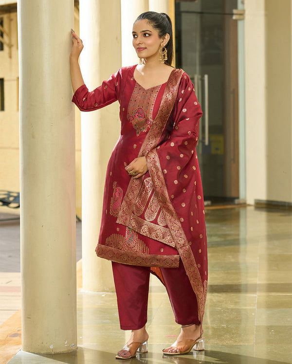 Malishka Women's Maroon jacquard Silk Woven Straight Kurta Pant With Dupatta - Distacart