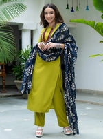Thumbnail for Malishka Women's Light Green Cotton Blend Solid Straight Kurta Pant With Dupatta - Distacart
