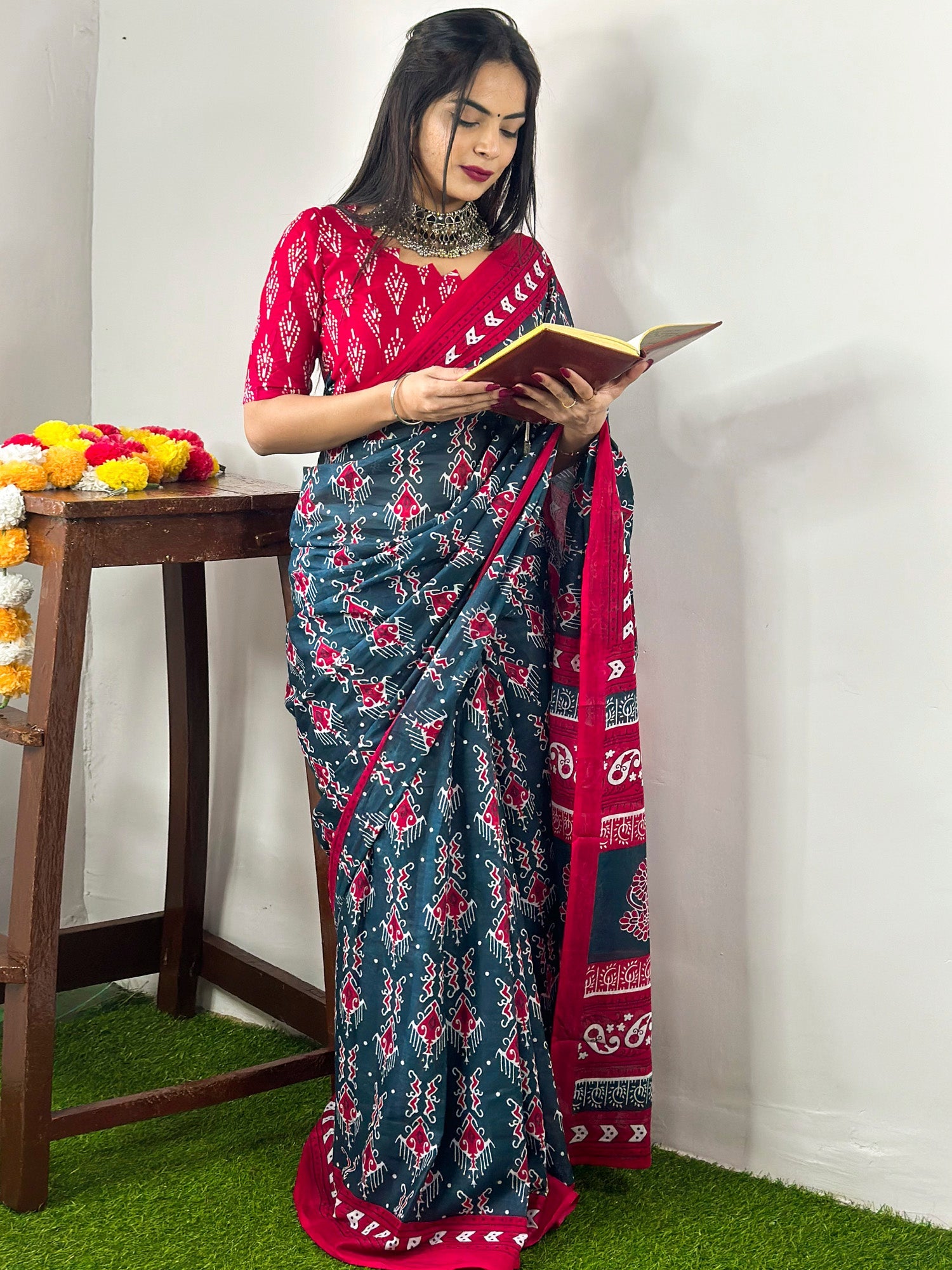 NOZ2TOZ Women's Cotton Teal blue Printed Designer Saree With Blouse Piece - Distacart