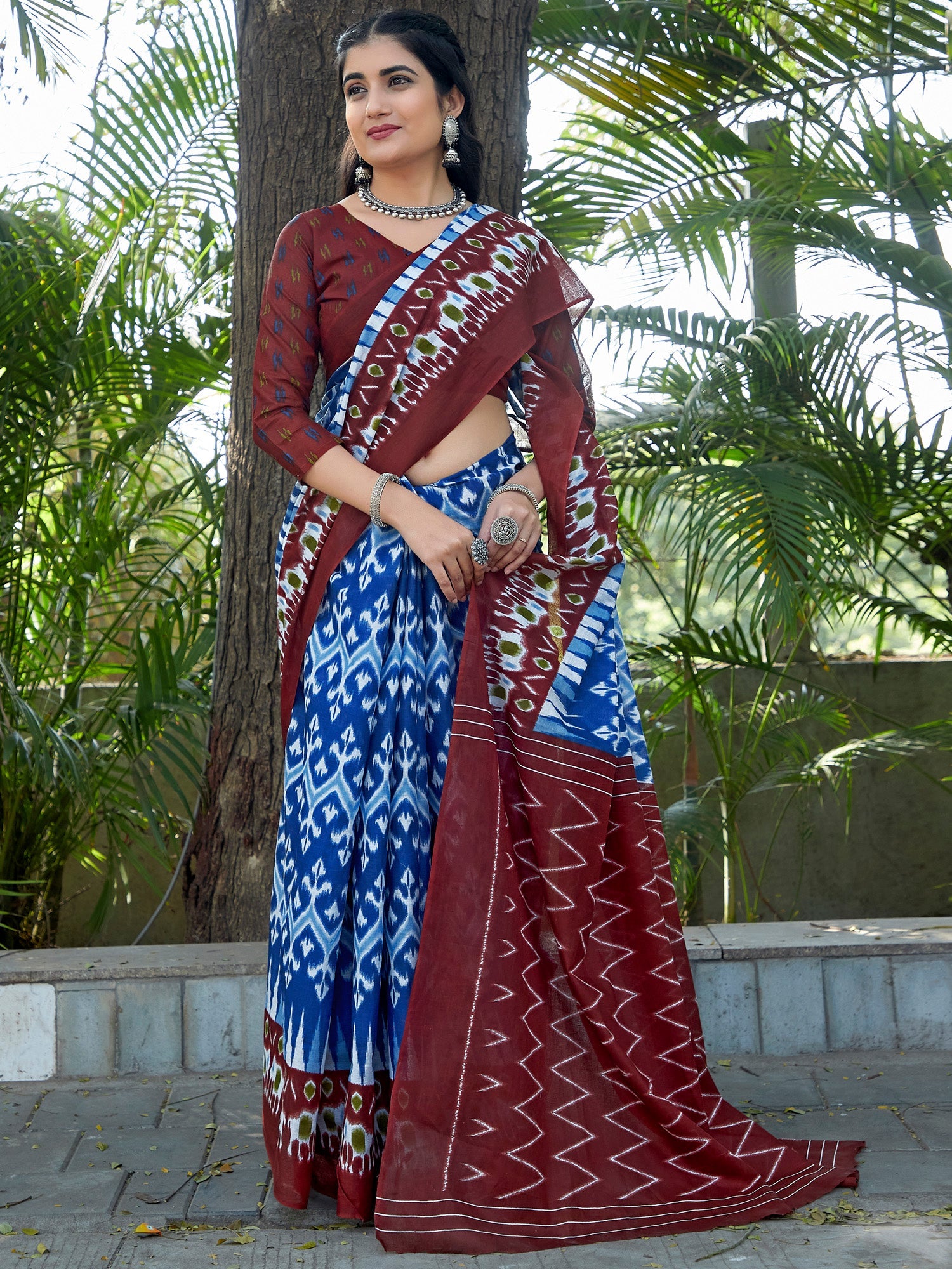 NOZ2TOZ Women's Cotton Blue Printed Designer Saree With Blouse Piece - Distacart