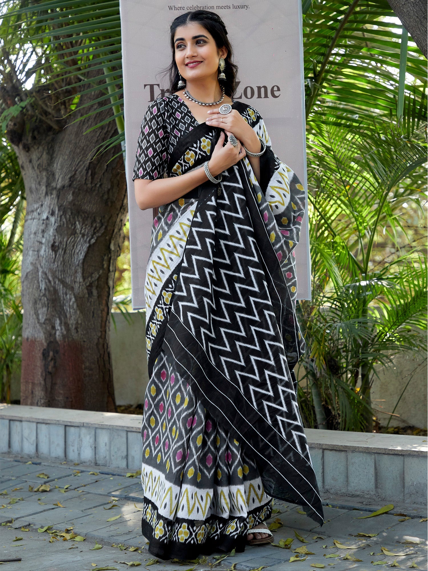 NOZ2TOZ Women's Cotton Grey Printed Designer Saree With Blouse Piece - Distacart