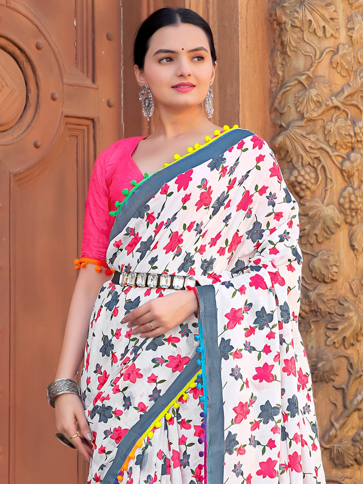 NOZ2TOZ Women's Cotton White Printed Designer Saree With Blouse Piece - Distacart