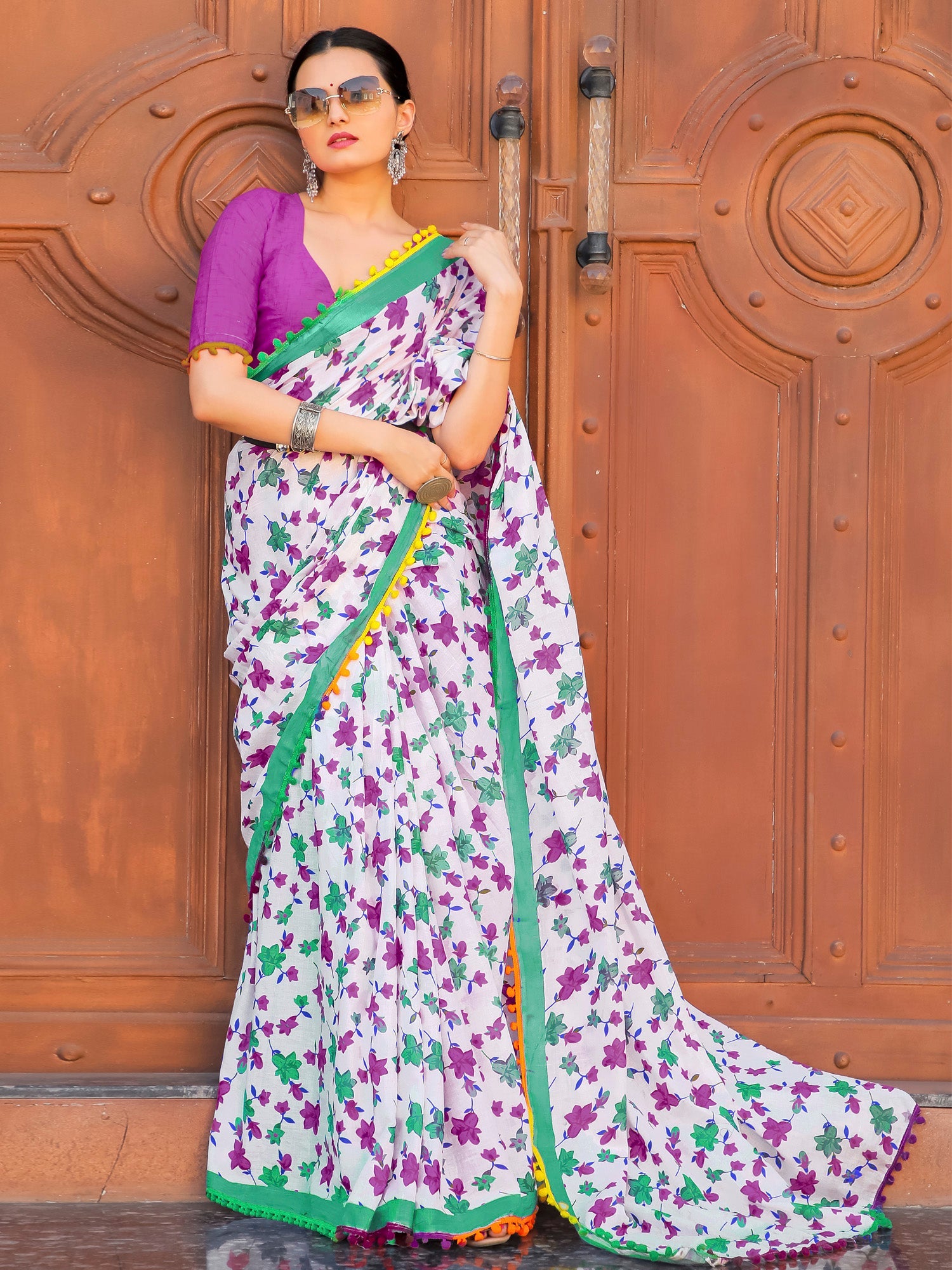 NOZ2TOZ Women's Cotton White Printed Designer Saree With Blouse Piece - Distacart