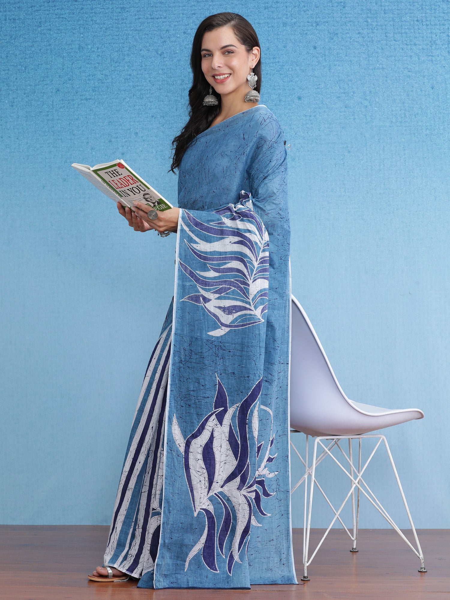 NOZ2TOZ Women's Cotton Blue Printed Designer Saree With Blouse Piece - Distacart