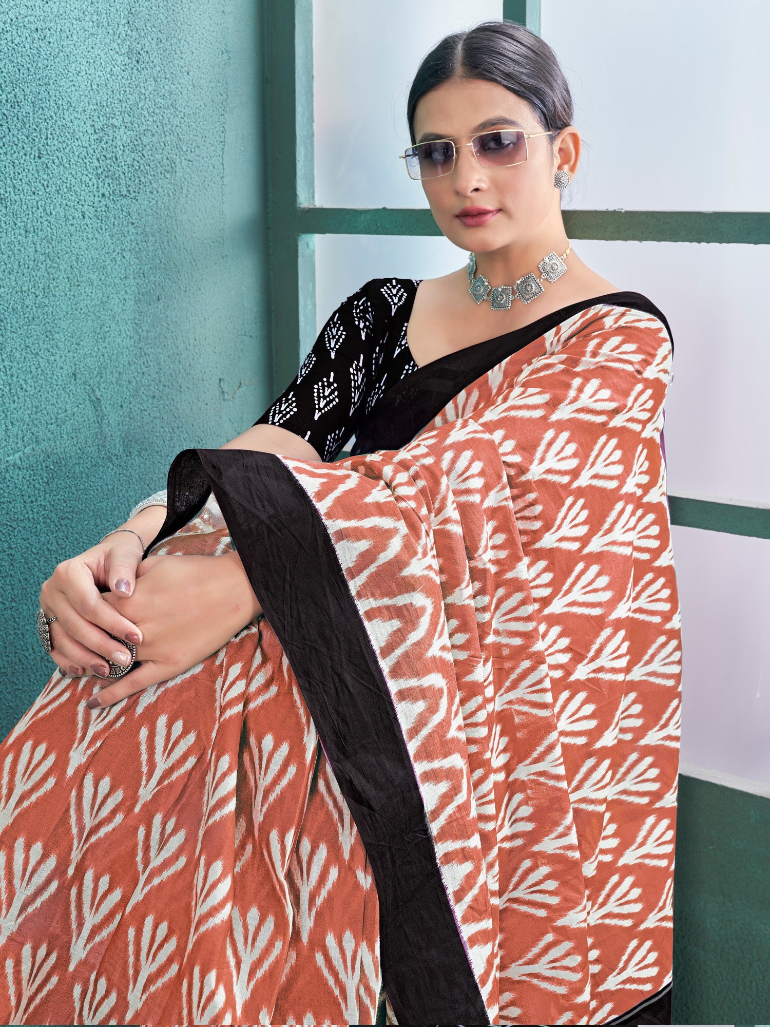 NOZ2TOZ Women's Cotton Peach Printed Designer Saree With Blouse Piece - Distacart