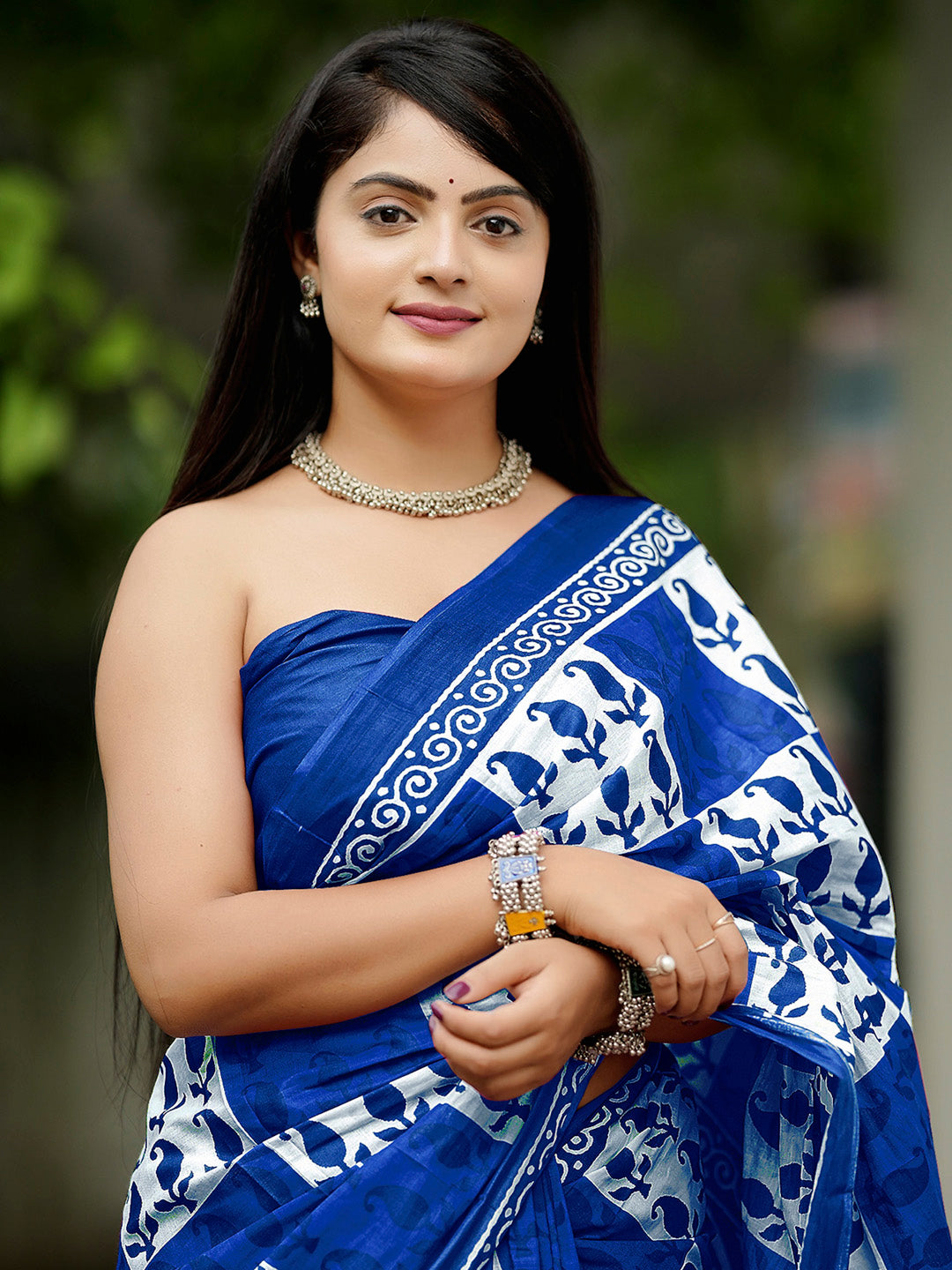 NOZ2TOZ Women's Cotton Blue Printed Designer Saree With Blouse Piece - Distacart