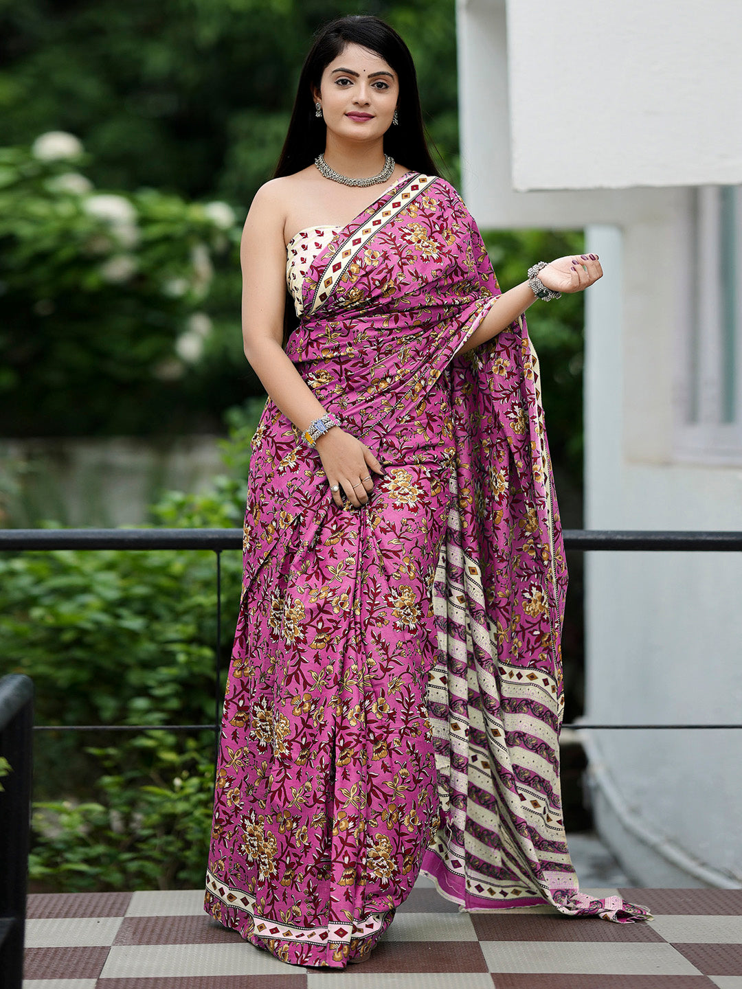 NOZ2TOZ Women's Cotton Off White Printed Designer Saree With Blouse Piece - Distacart