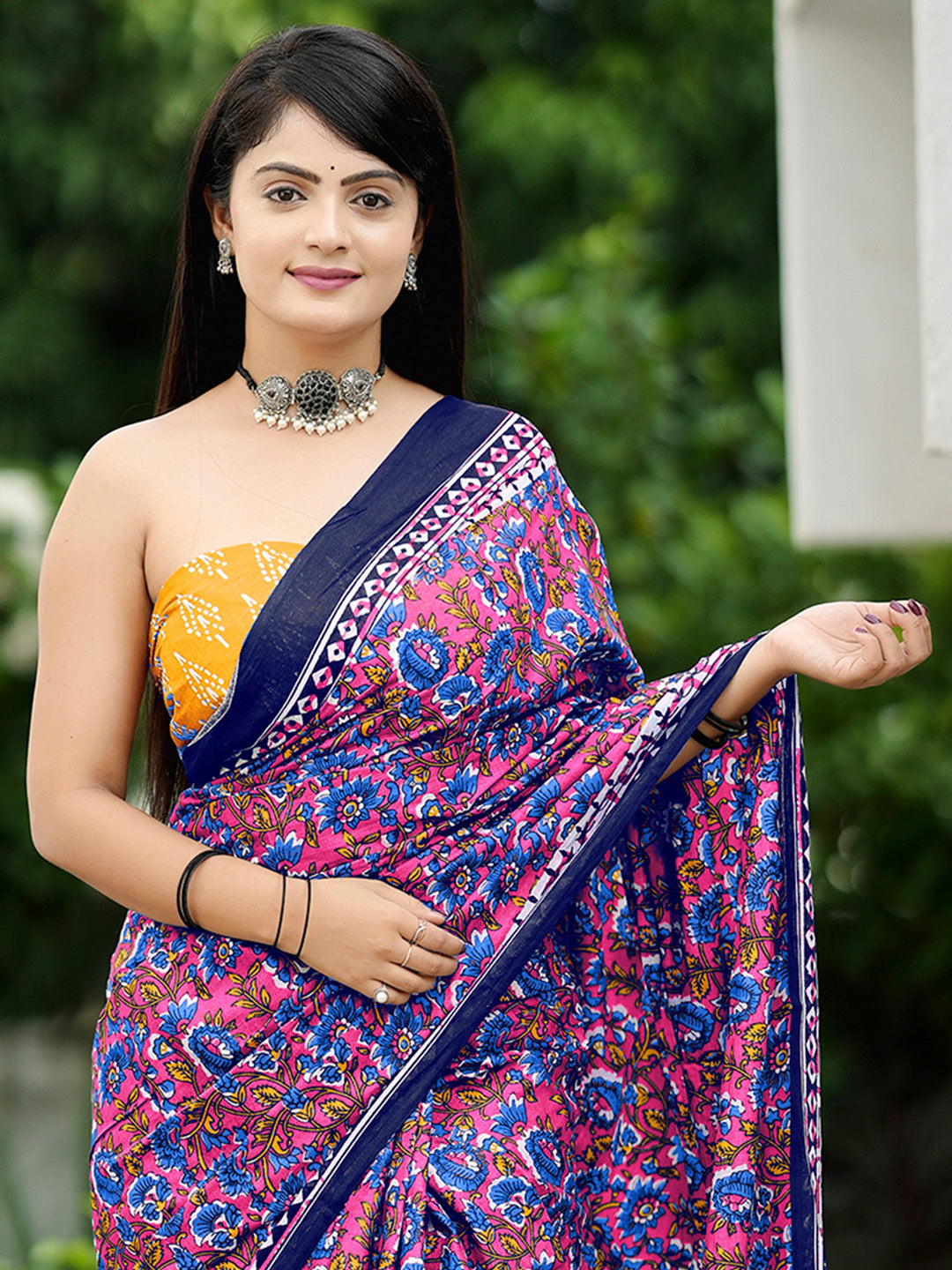 NOZ2TOZ Women's Cotton Yellow Printed Designer Saree With Blouse Piece - Distacart