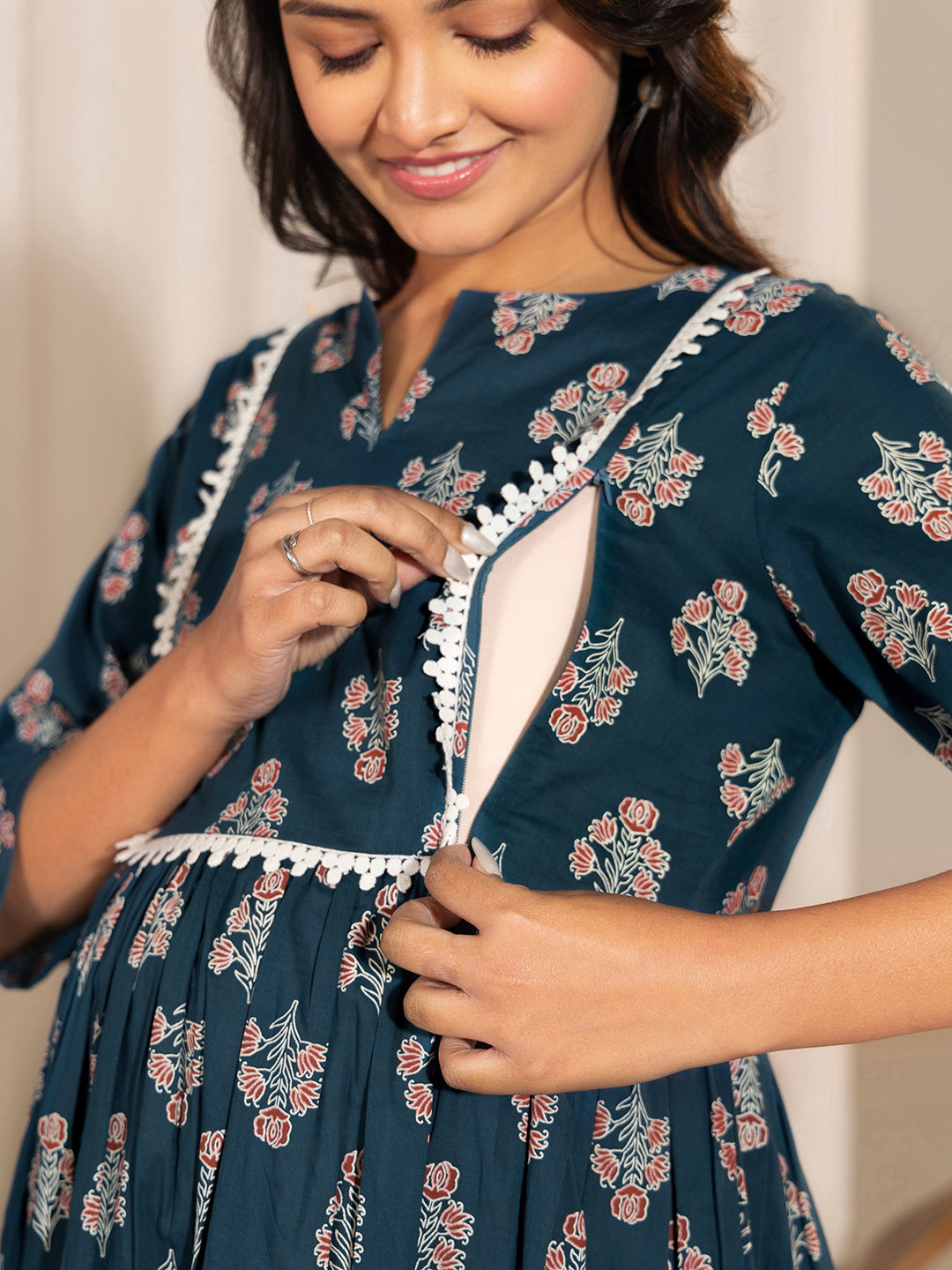 Janasya Teal Cotton Floral Fit & Flare Kurta