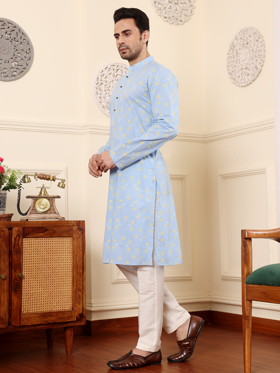 MULTI SHADES Men's Elegant Blue Printed Straight Cotton Kurta,Cream Solid Trouser Style Churidar - Dista