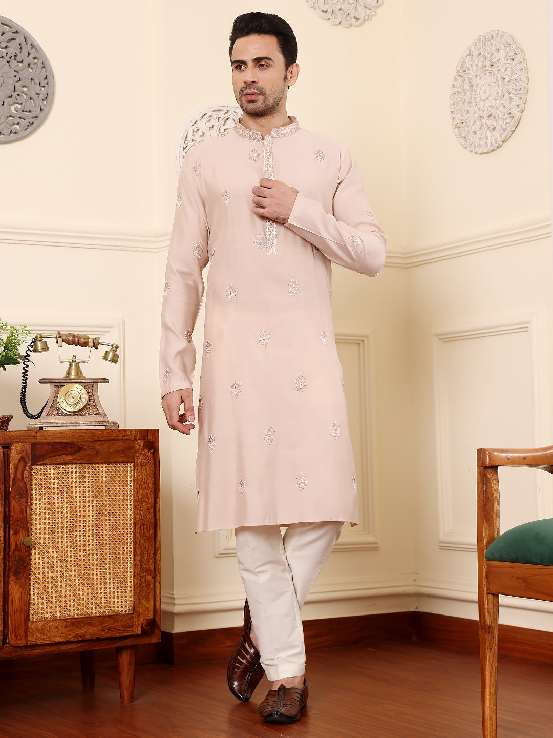MULTI SHADES Men's Long Sleeve Mandarin Collar Peach Straight Viscose Silk Kurta With Embroidered Neckline And Motifs - Dista