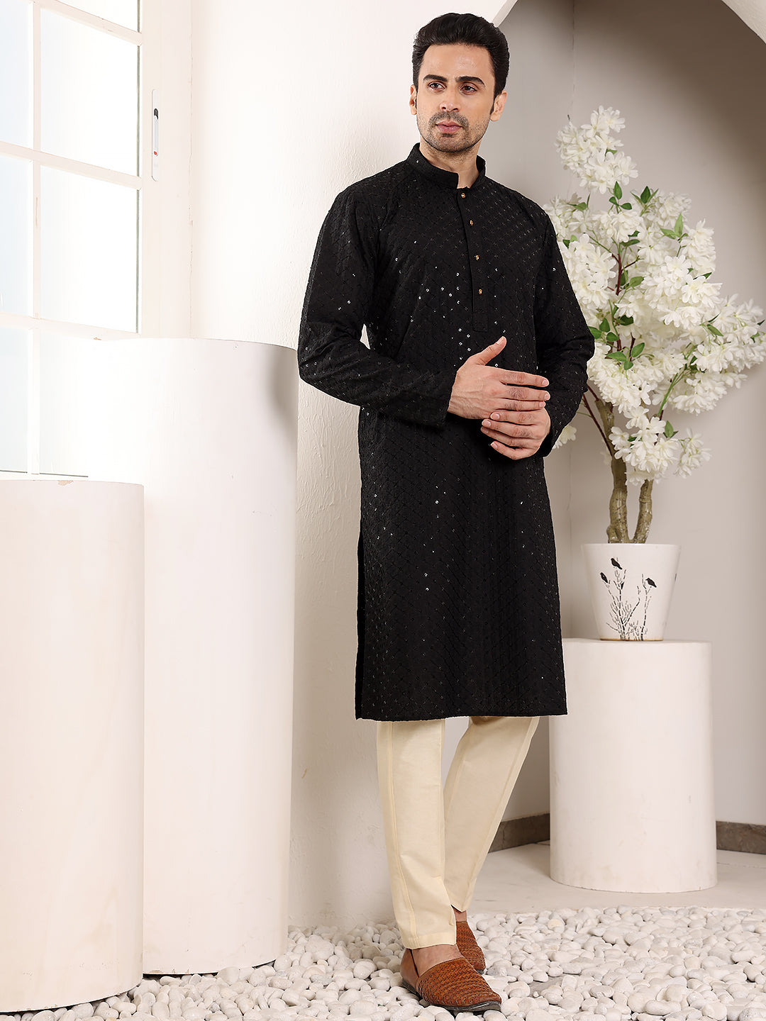 MULTI SHADES Men's Long Sleeve Mandarin Collar Black Straight Viscose Silk Kurta With Embroidered Neckline And Motifs - Dista