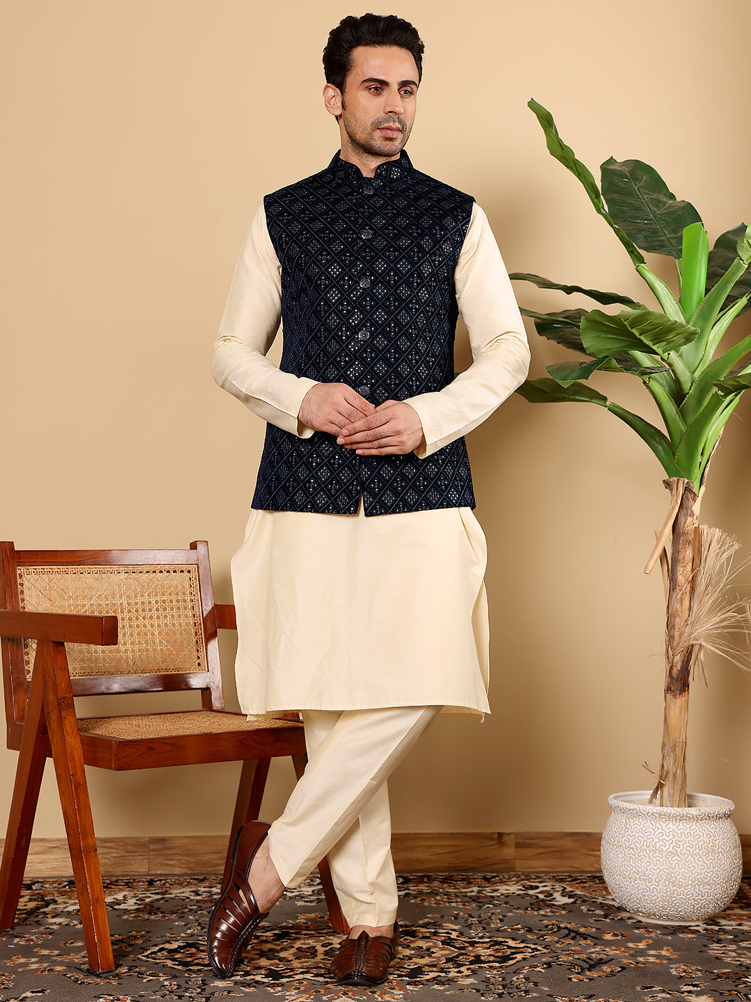 MULTI SHADES Men's Full Sleeve Cream Kurta Pyjama & Black Embroidered Nehru Jacket - Dista