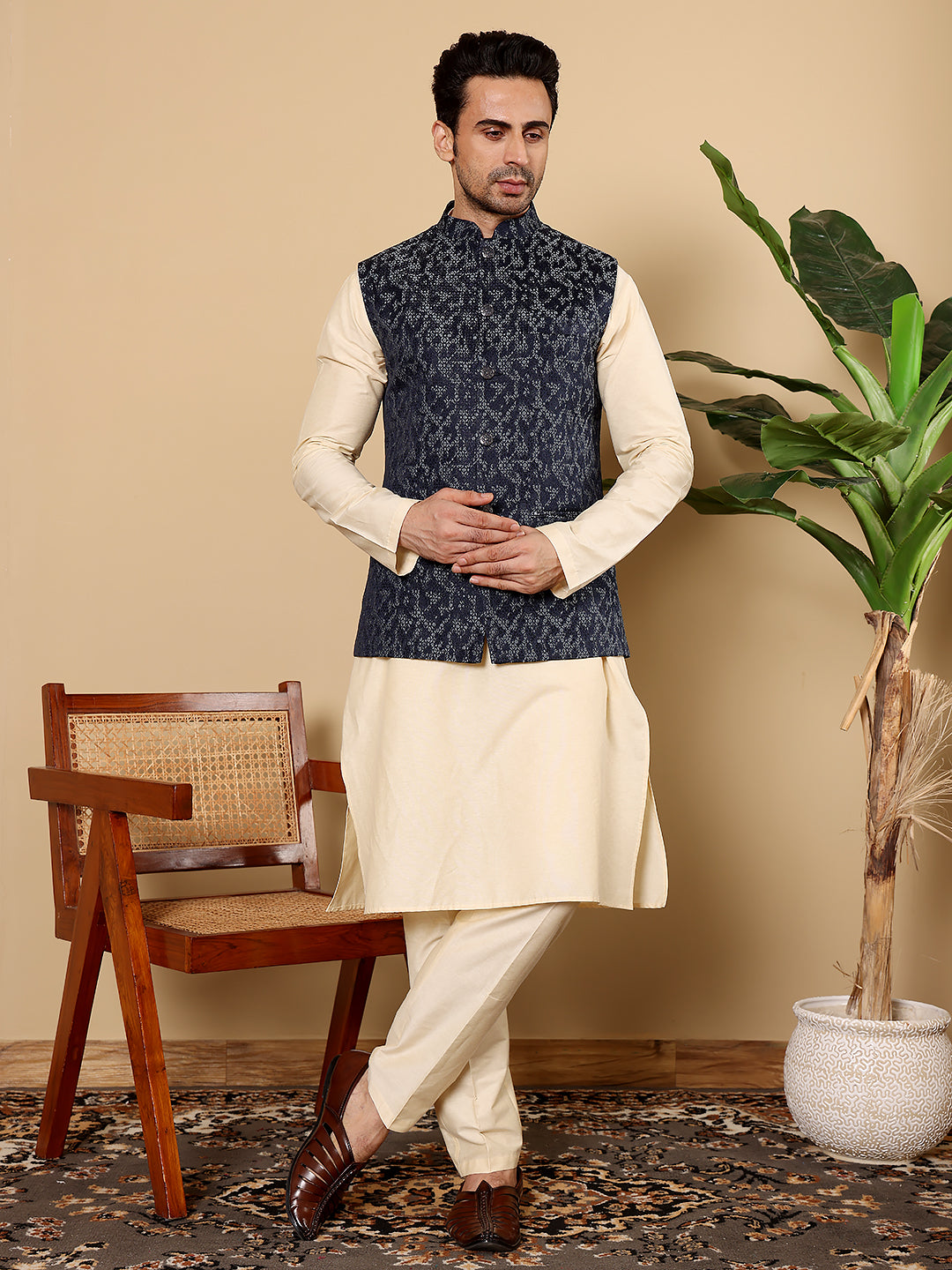 MULTI SHADES Men's Full Sleeve Cream Kurta Pyjama & Blue Embroidered Nehru Jacket - Dista