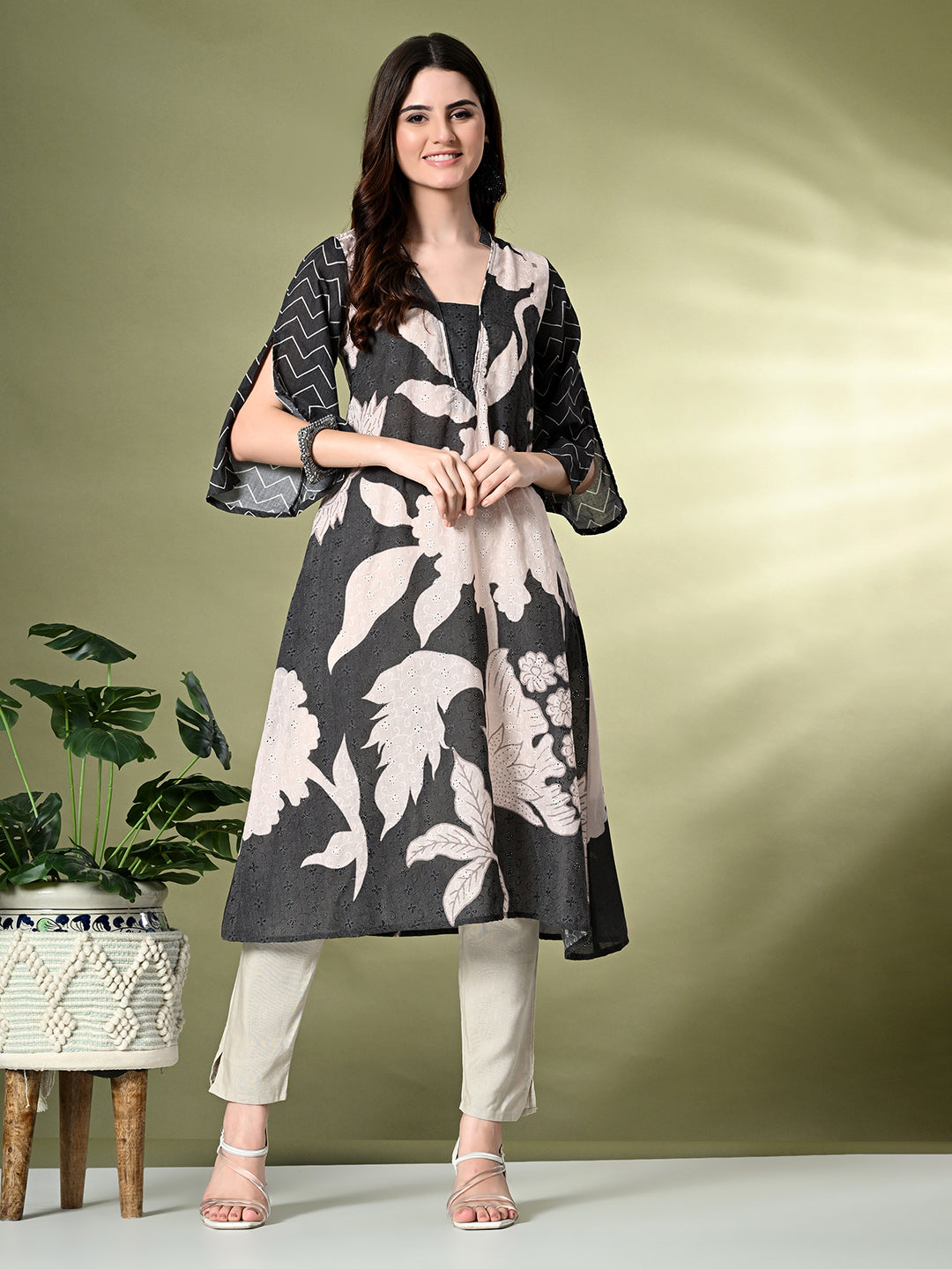 Myshka Women's Hakoba Printed A-Line Kurta in Black Color - Distacart