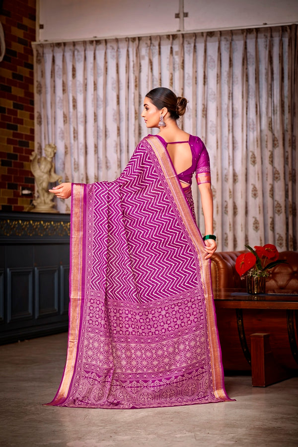 Malishka Cotton Printed Saree With Unstitched Blouse Piece - Purple