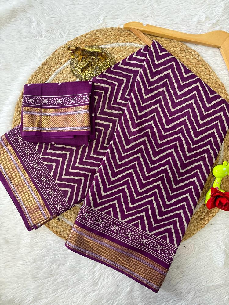 Malishka Cotton Printed Saree With Unstitched Blouse Piece - Purple