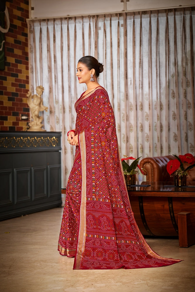 Malishka Cotton Printed Saree With Unstitched Blouse Piece - Maroon
