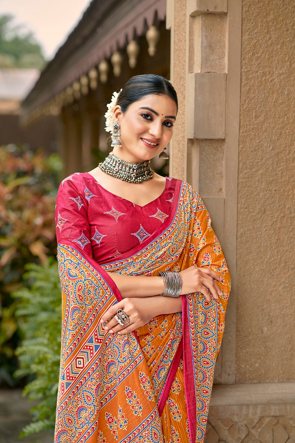 Malishka Cotton Printed Saree With Unstitched Blouse Piece - Orange