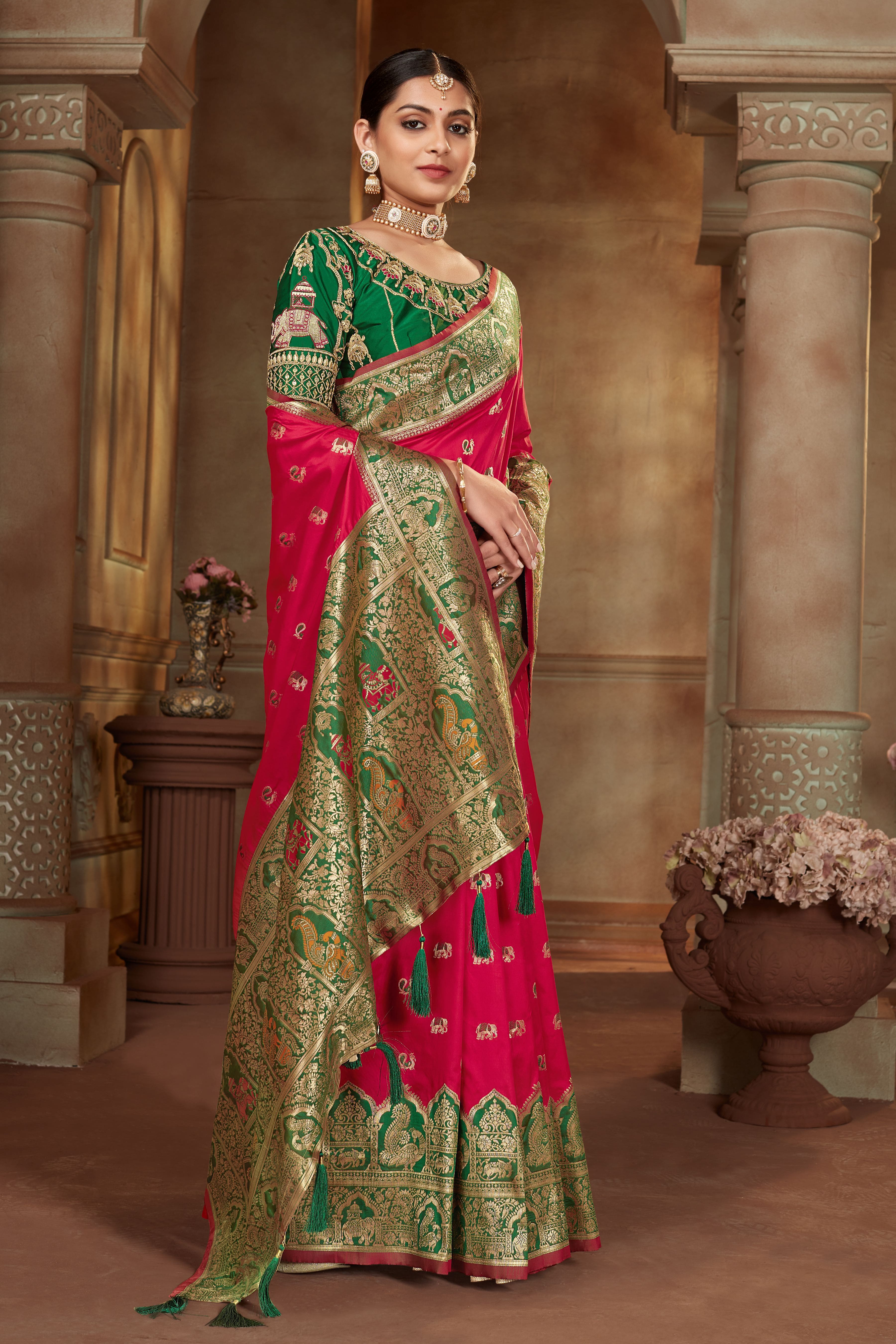 MANOHARI Banarasi Silk Blend Jacquard Work Saree - Pink - Dista