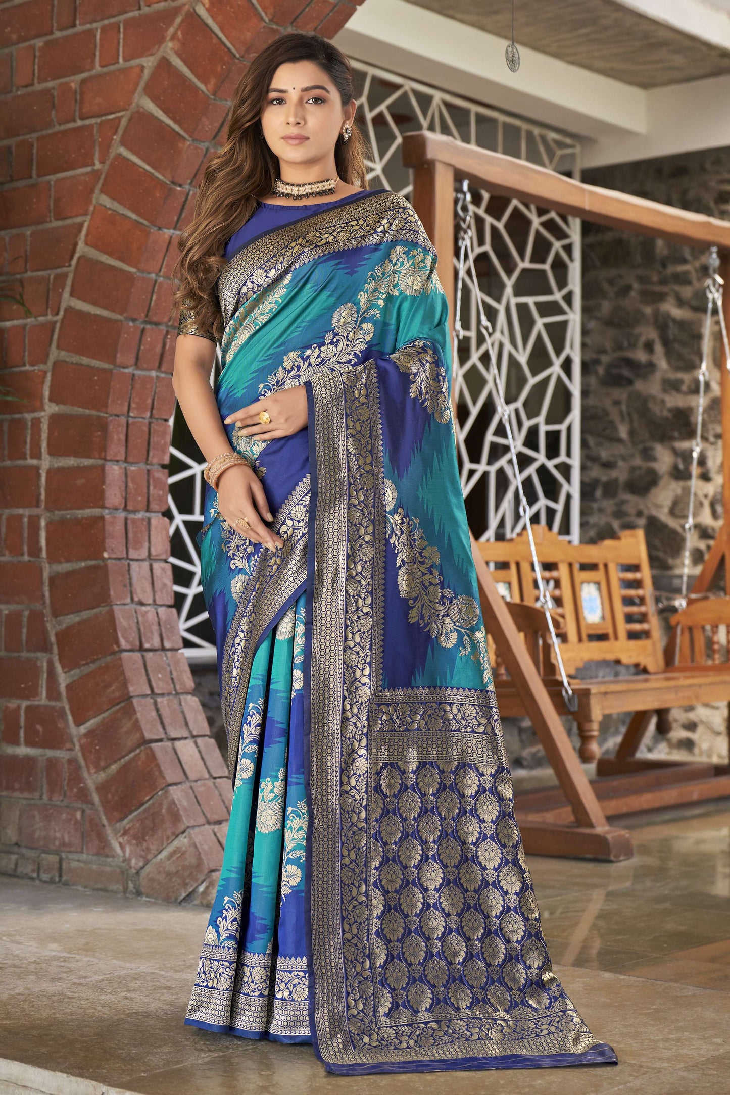 MANOHARI Banarasi Silk Blend Jacquard Work Saree - Blue - Dista