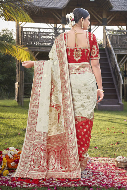 MANOHARI Banarasi Silk Blend Jacquard Work Saree - Red - Dista