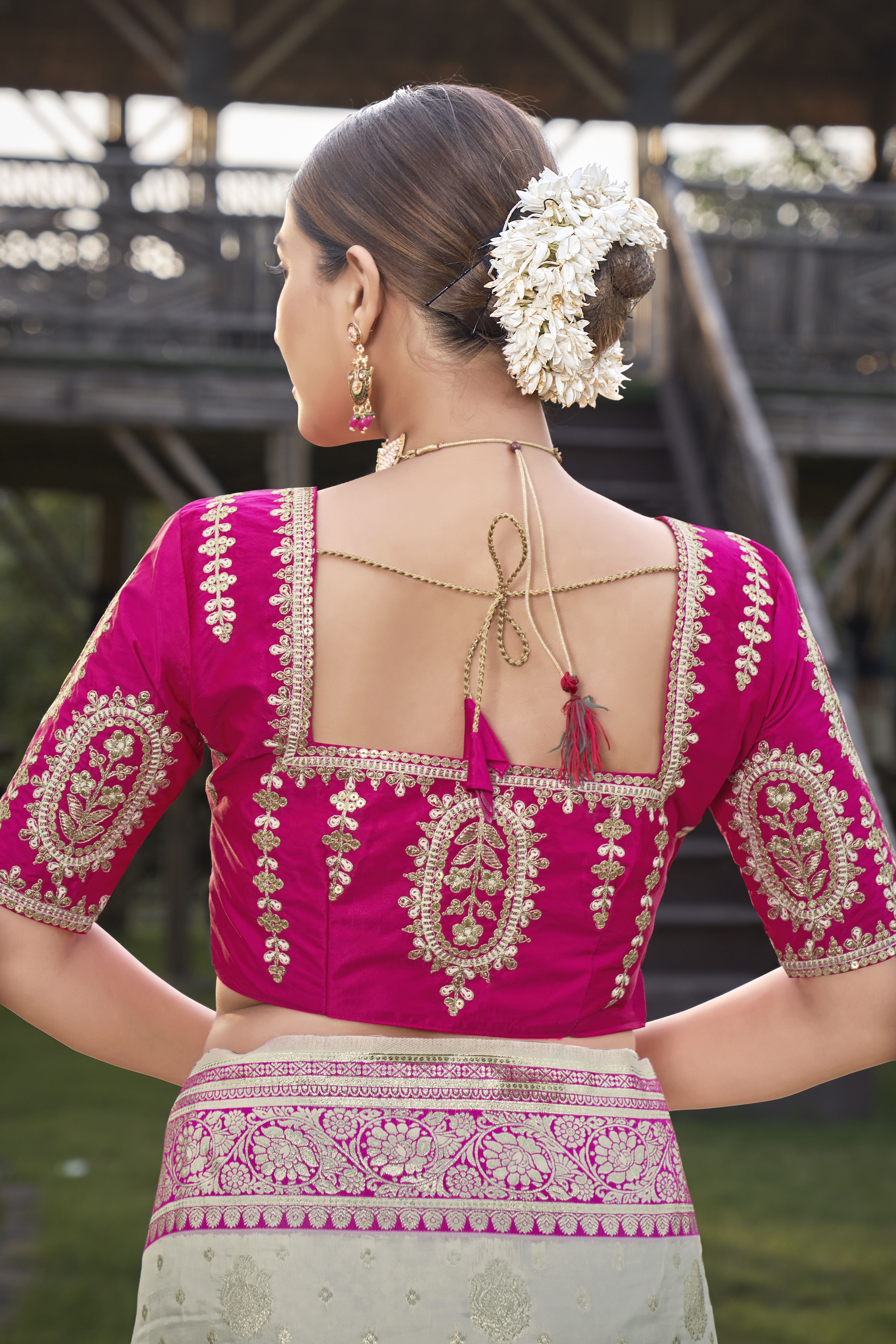 MANOHARI Banarasi Silk Blend Jacquard Work Saree - Pink - Dista