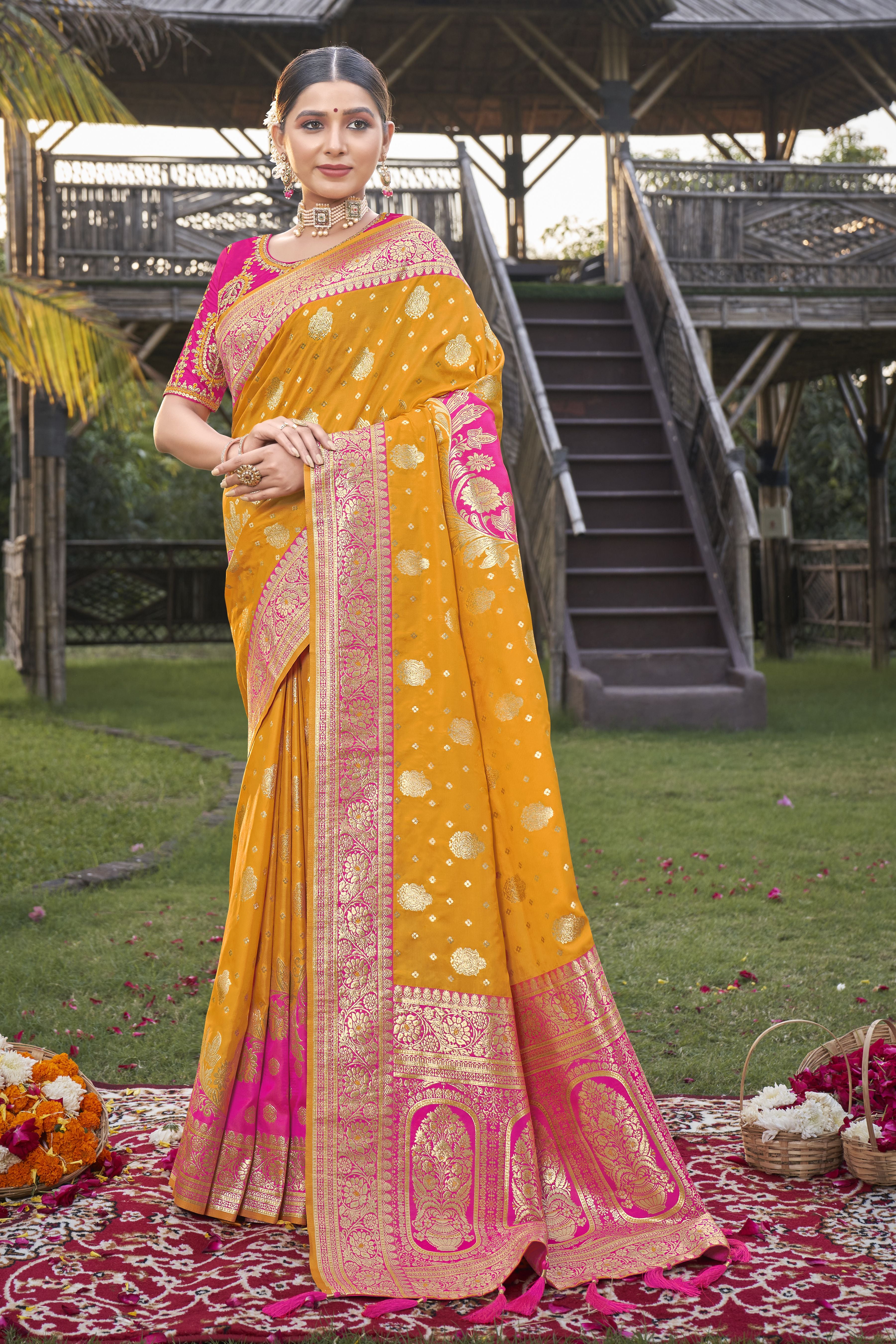 MANOHARI Banarasi Silk Blend Jacquard Work Saree - Yellow - Dista