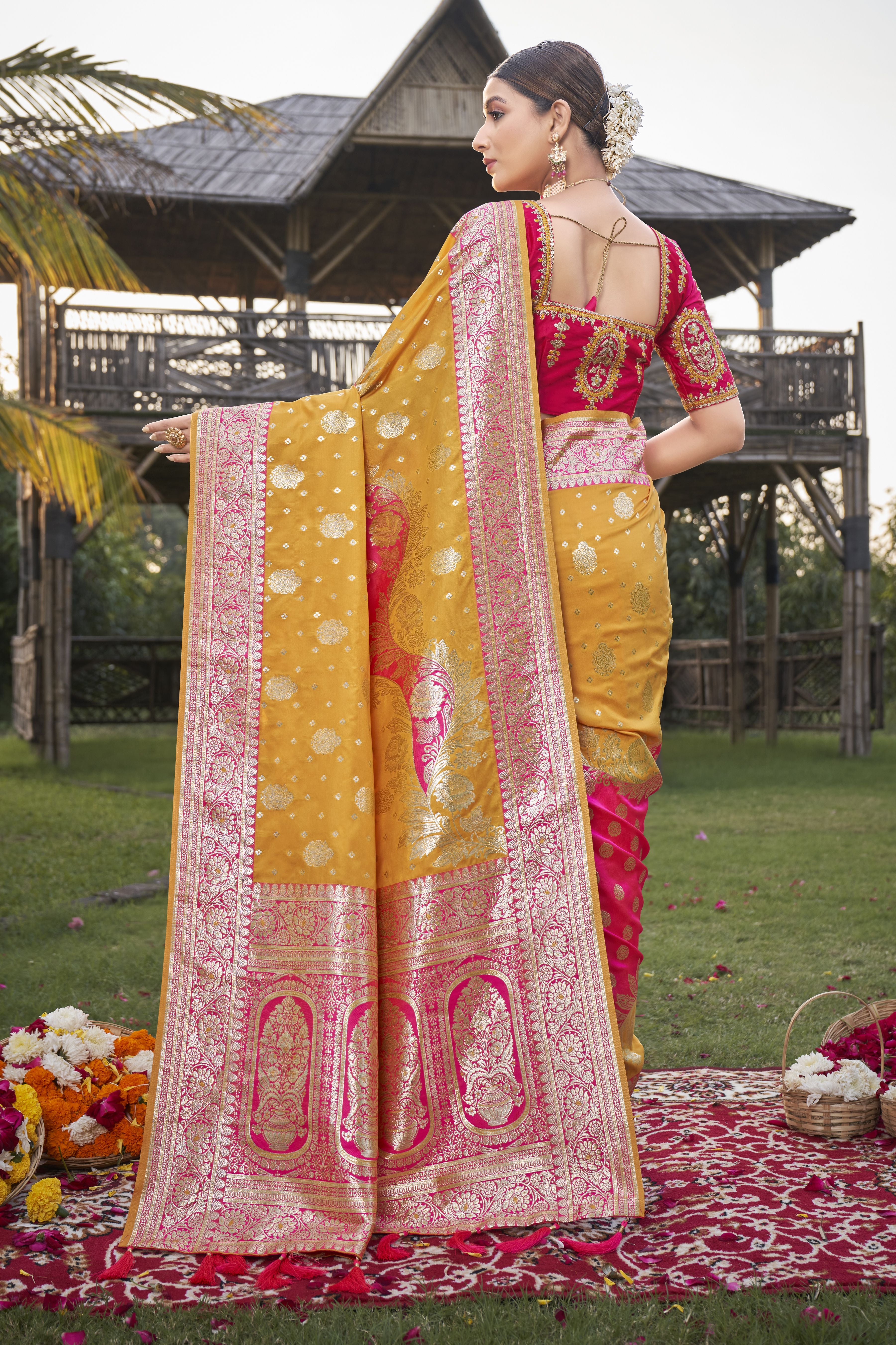 MANOHARI Banarasi Silk Blend Jacquard Work Saree - Yellow - Dista