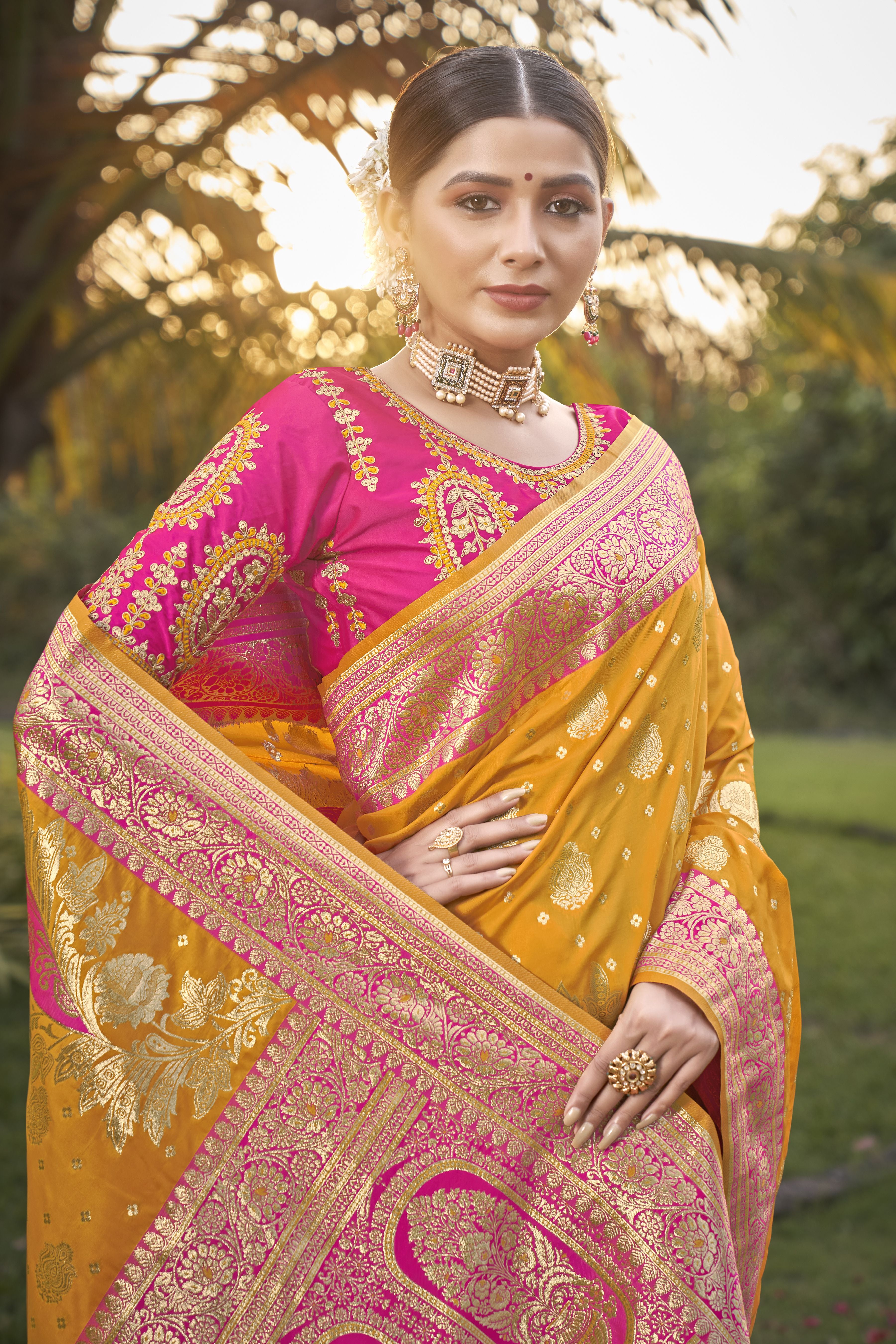 MANOHARI Banarasi Silk Blend Jacquard Work Saree - Yellow - Dista