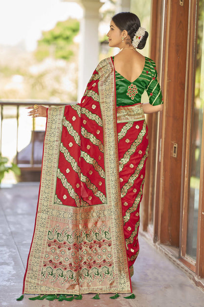 MANOHARI Banarasi Silk Blend Jacquard Work Saree - Red - Dista