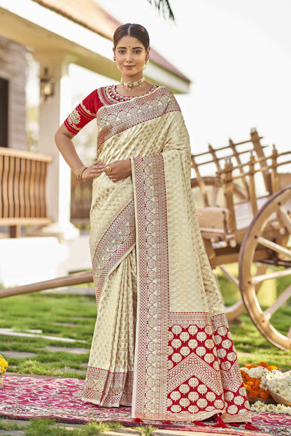 MANOHARI Banarasi Silk Blend Jacquard Work Saree - White - Dista