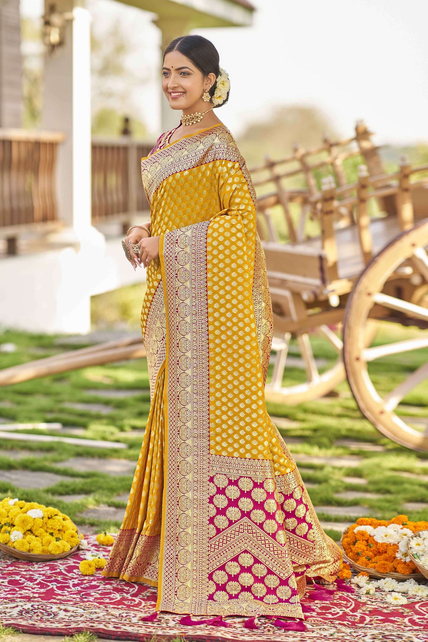 MANOHARI Banarasi Silk Blend Jacquard Work Saree - Yellow - Dista