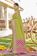 Thumbnail for MANOHARI Banarasi Silk Blend Jacquard Work Saree - Green - Dista