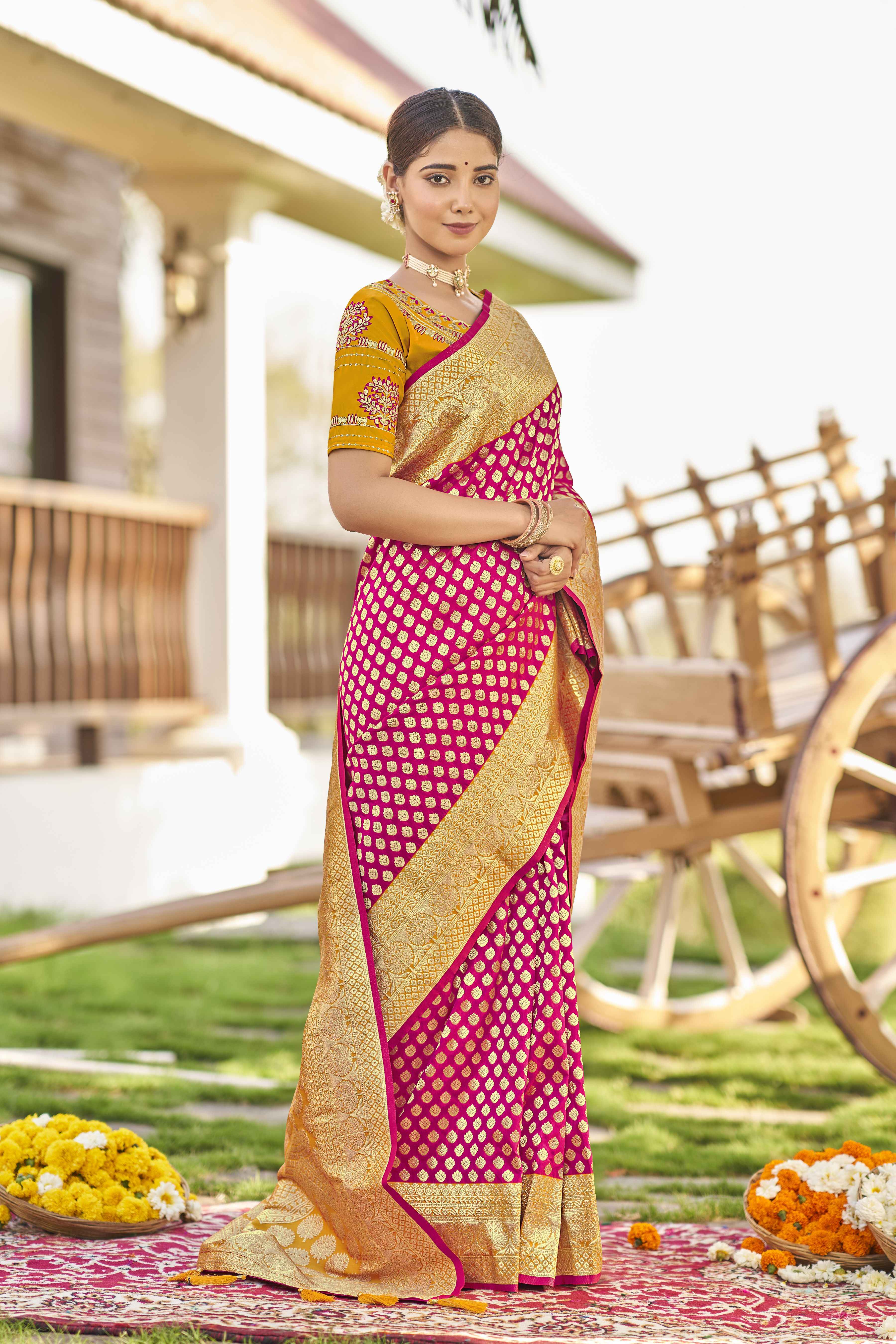 MANOHARI Banarasi Silk Blend Jacquard Work Saree - Pink - Dista