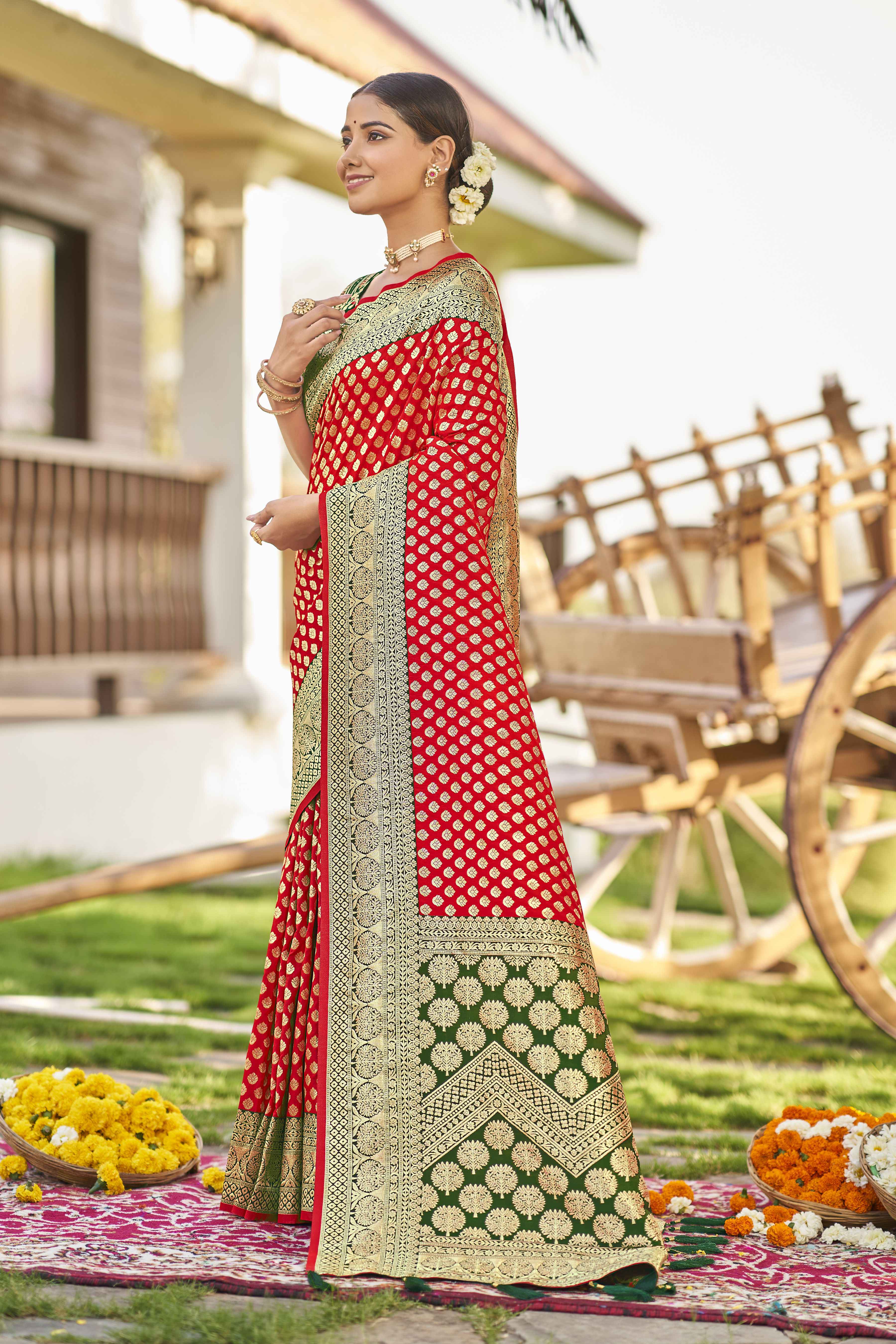 MANOHARI Banarasi Silk Blend Jacquard Work Saree - Red - Dista