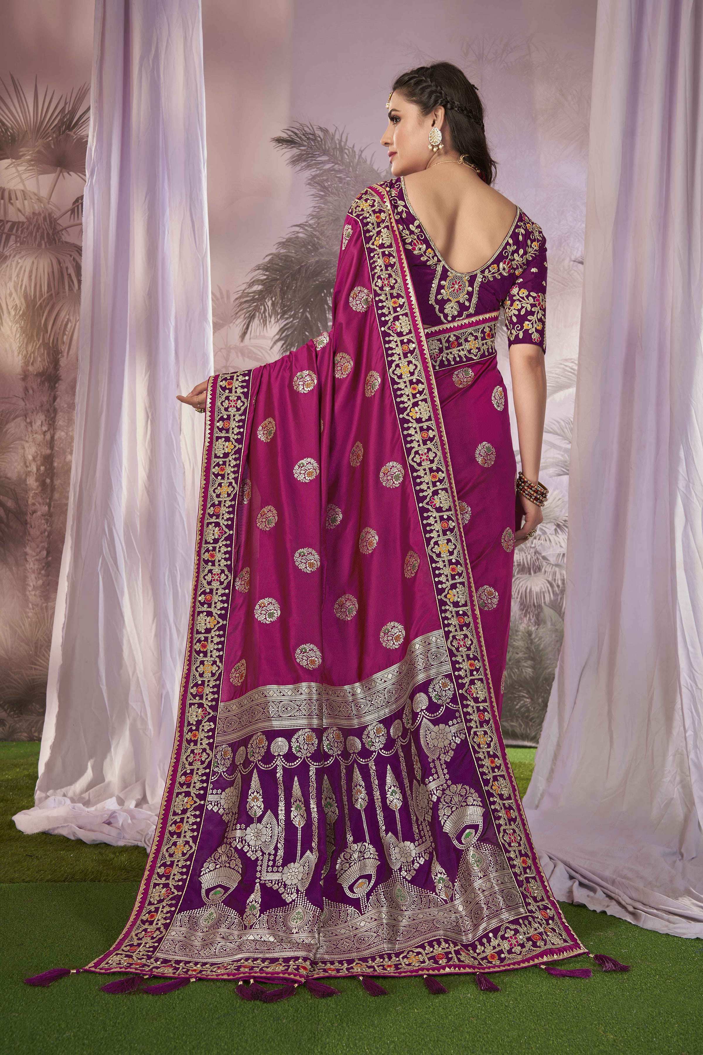 MANOHARI Banarasi Silk Blend Jacquard Work Saree - Pink - Dista