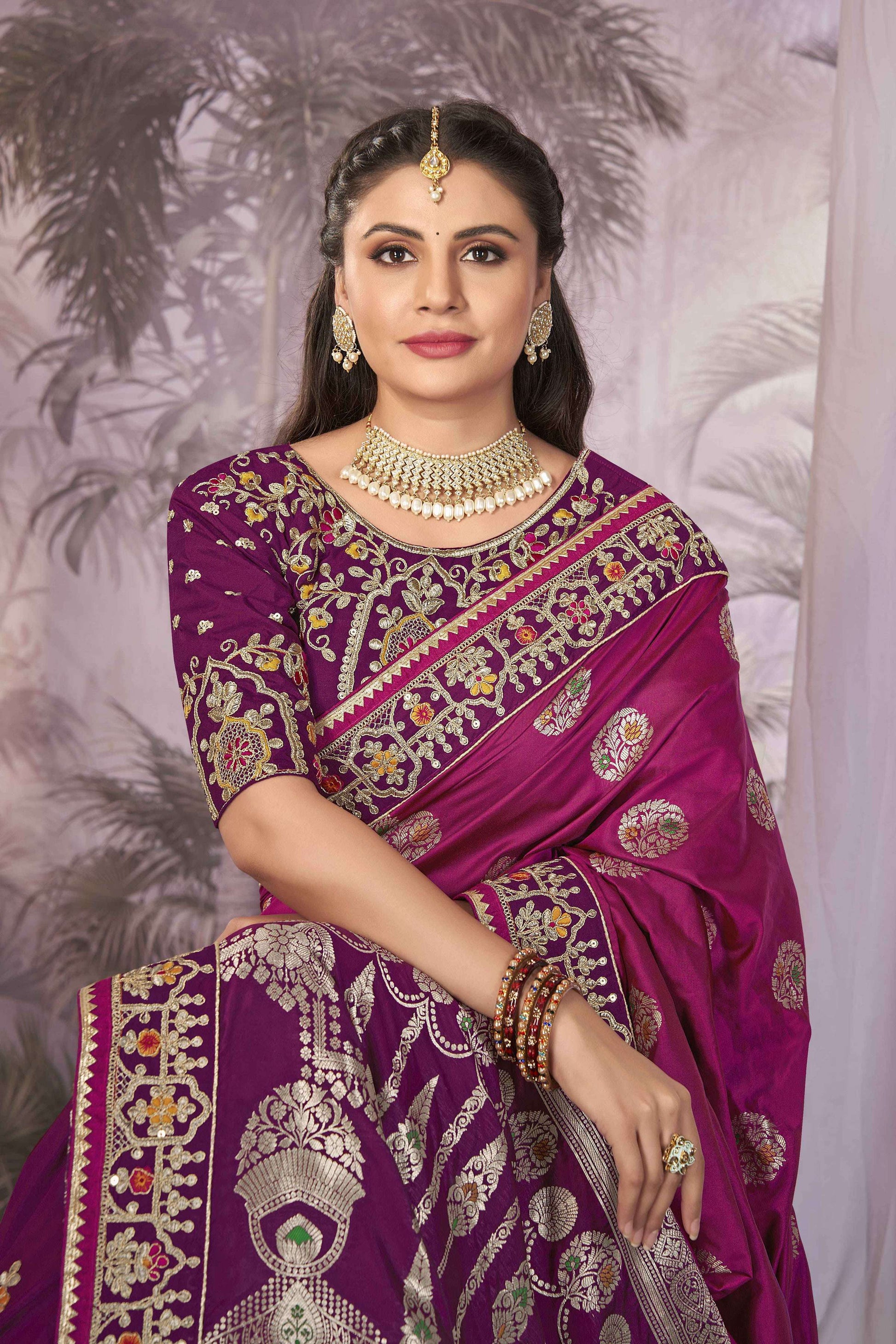MANOHARI Banarasi Silk Blend Jacquard Work Saree - Pink - Dista