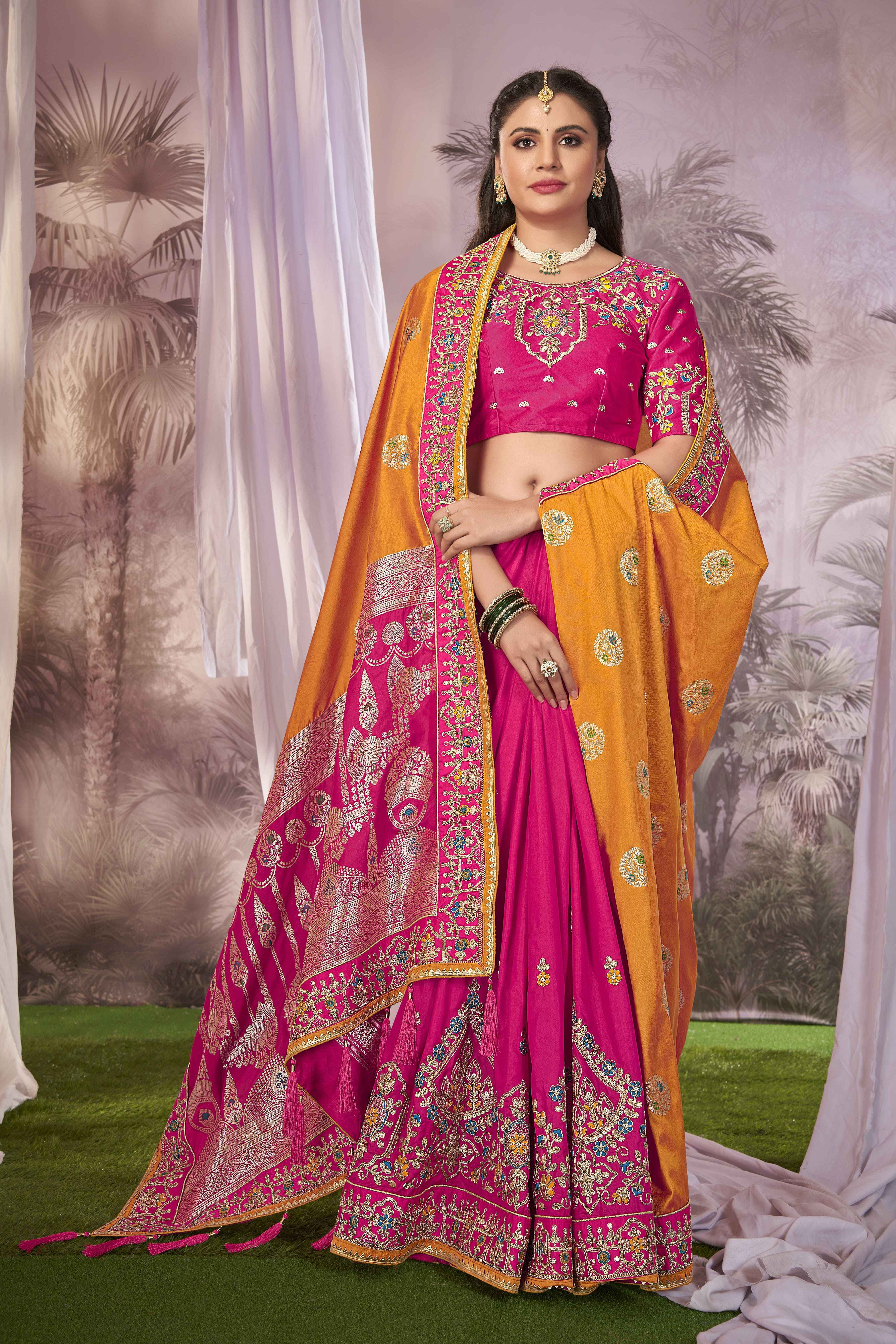 MANOHARI Banarasi Silk Blend Jacquard Work Saree - Pink - Dista
