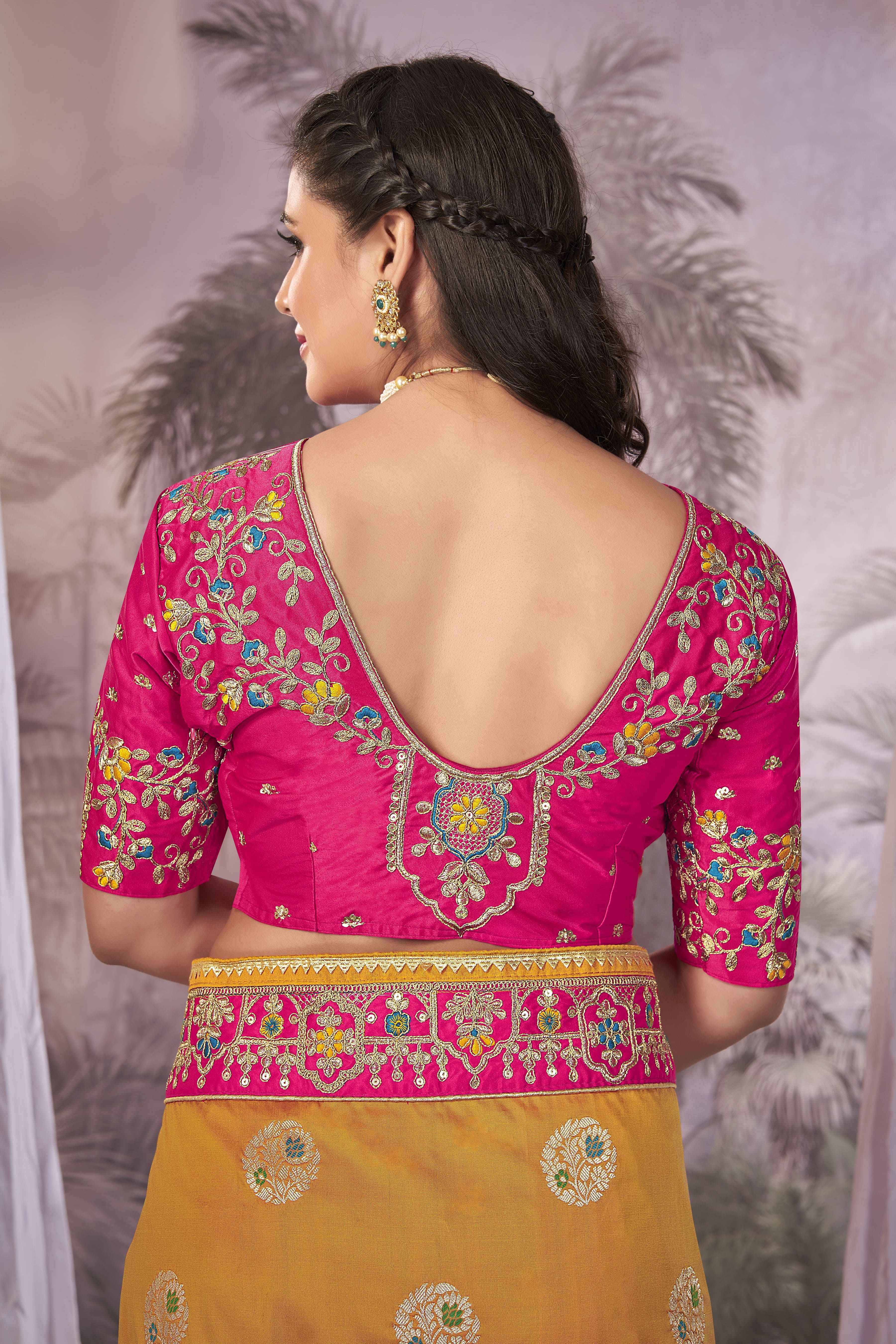 MANOHARI Banarasi Silk Blend Jacquard Work Saree - Pink - Dista