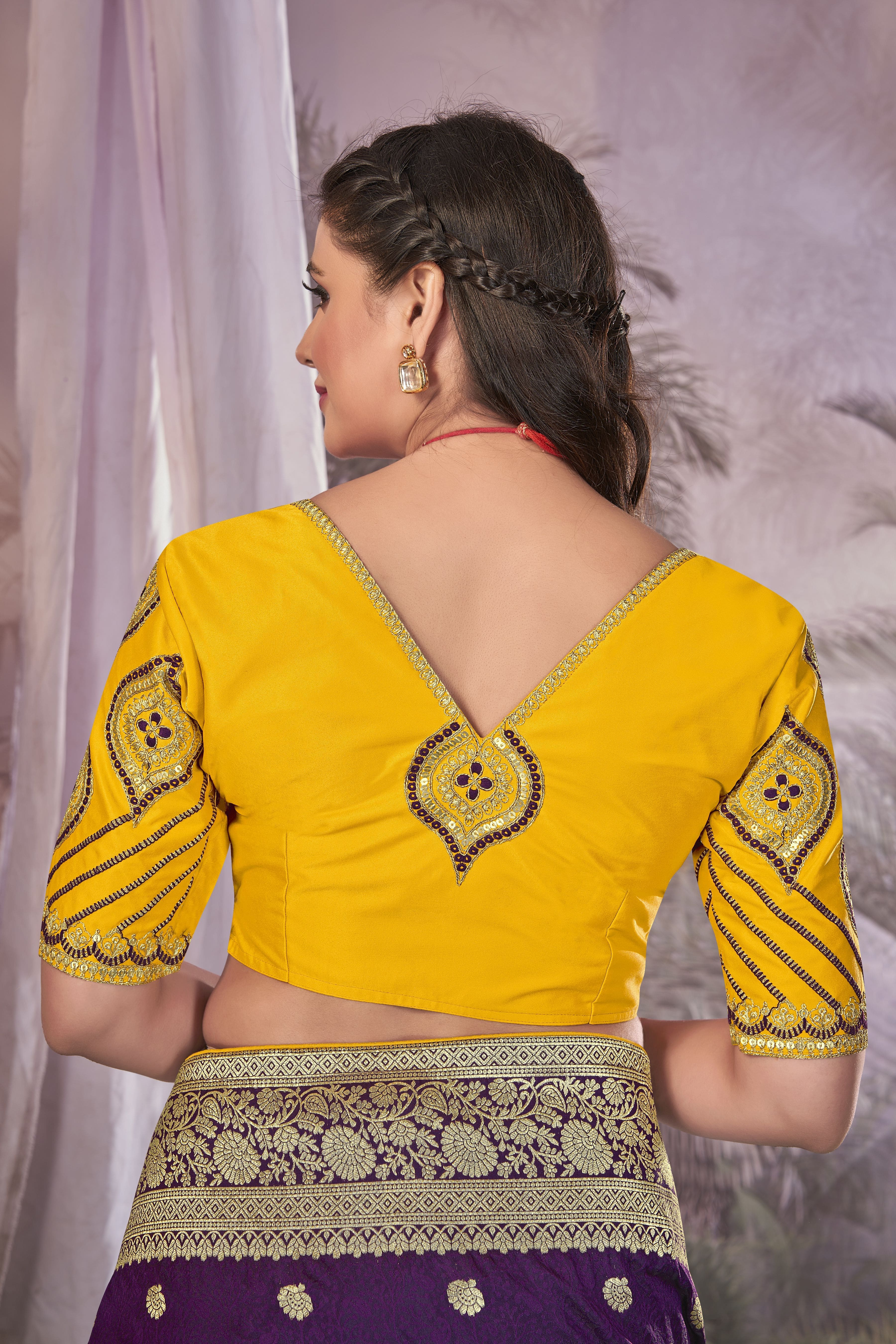 MANOHARI Banarasi Silk Blend Jacquard Work Saree - Purple - Dista