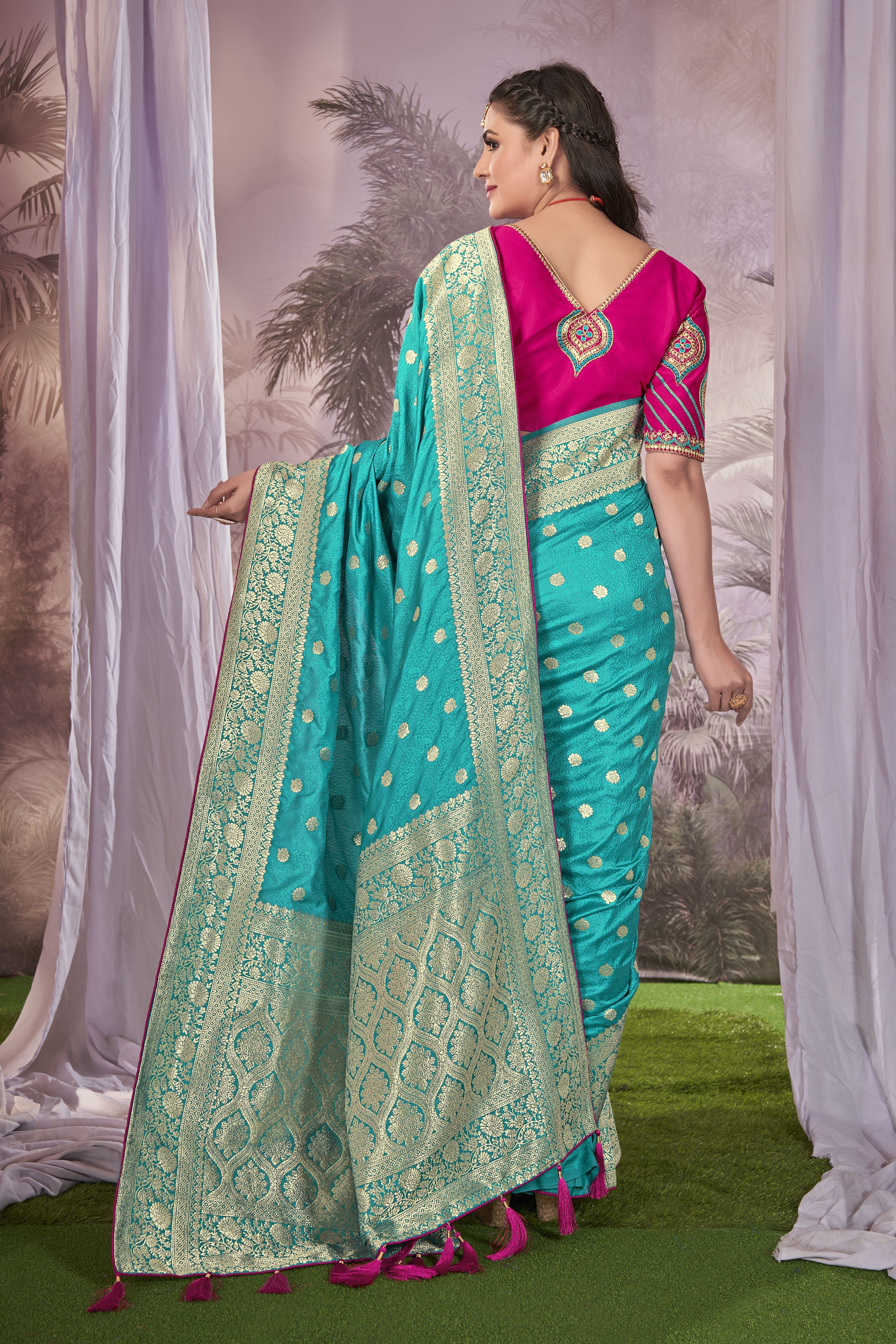 MANOHARI Banarasi Silk Blend Jacquard Work Saree - Blue - Dista