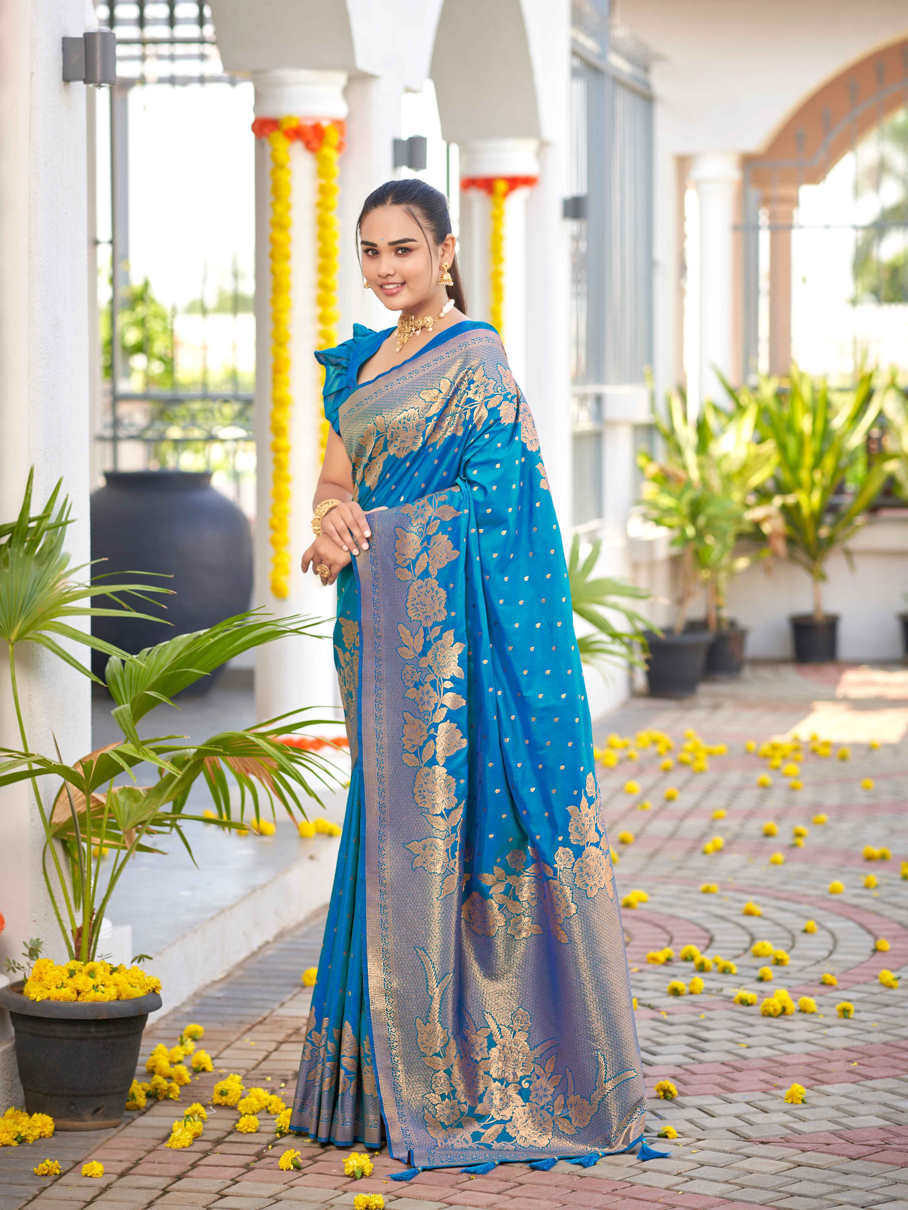 MANOHARI Banarasi Silk Blend Jacquard Work Saree - Blue - Dista