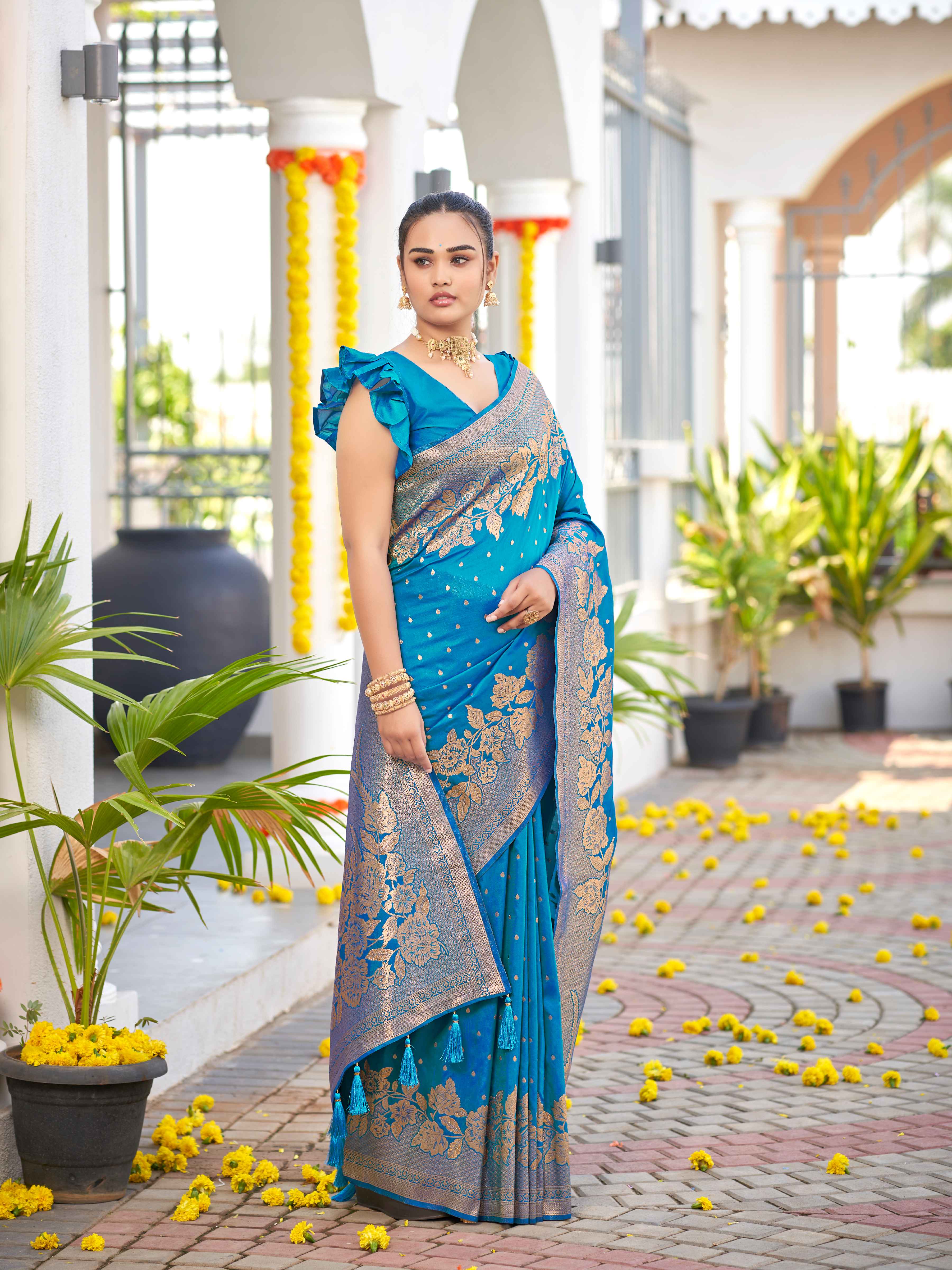 MANOHARI Banarasi Silk Blend Jacquard Work Saree - Blue - Dista