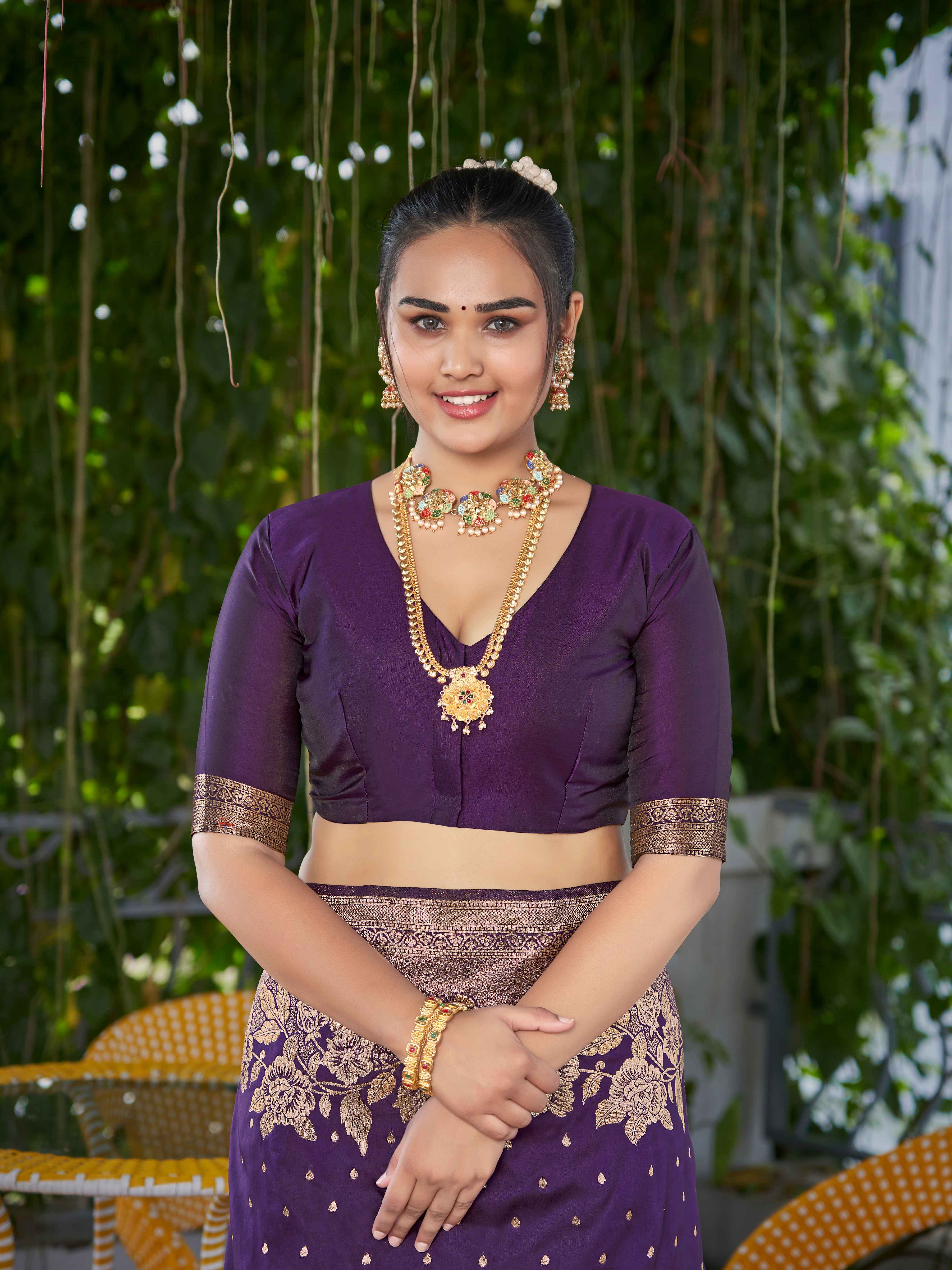 MANOHARI Banarasi Silk Blend Jacquard Work Saree - Purple - Dista