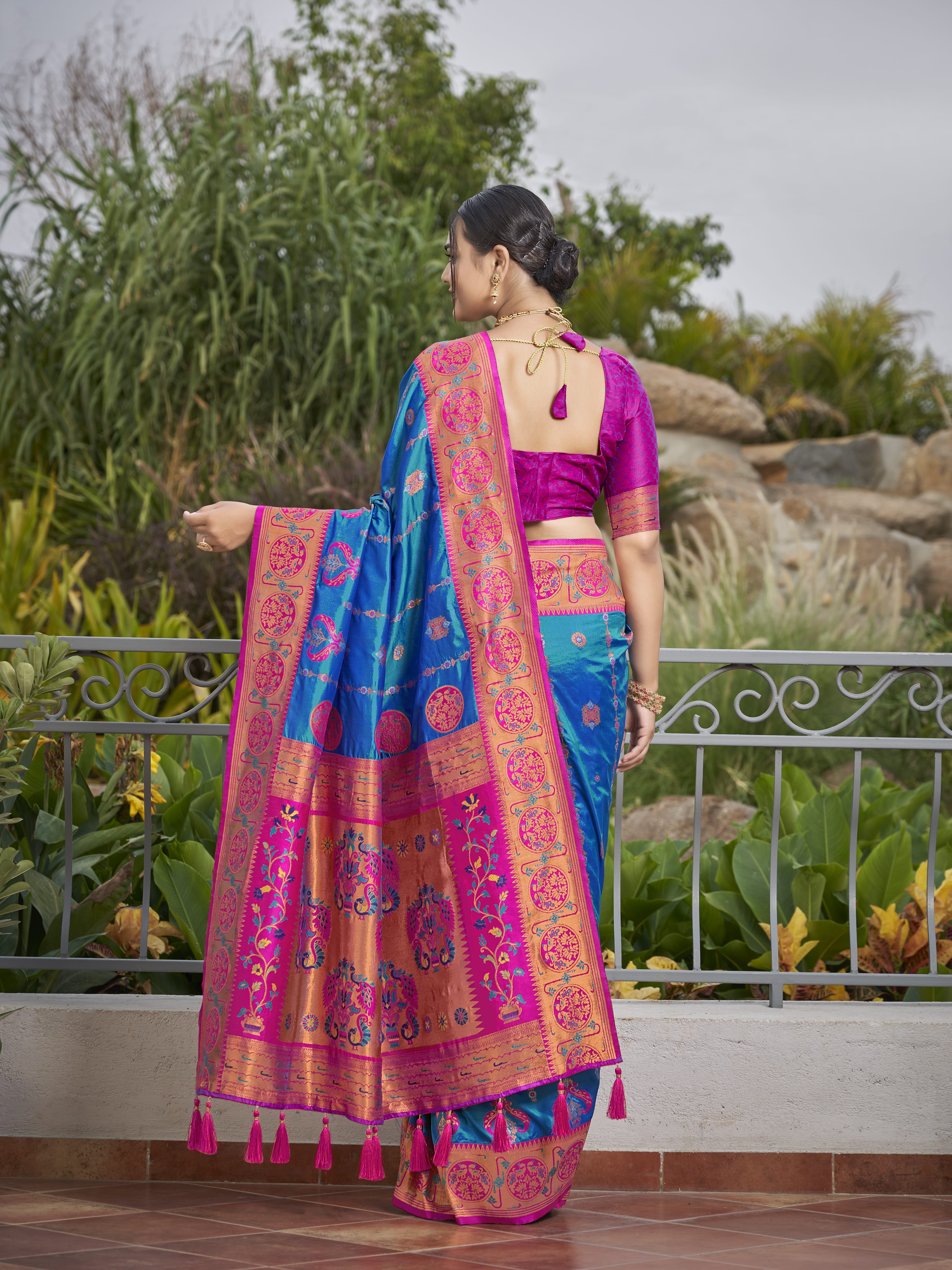 MANOHARI Banarasi Silk Blend Jacquard Work Saree - Blue - Dista