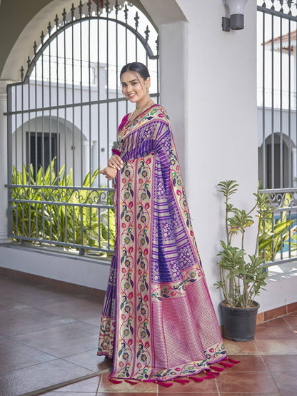 MANOHARI Banarasi Silk Blend Jacquard Work Saree - Purple - Dista