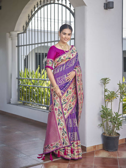 MANOHARI Banarasi Silk Blend Jacquard Work Saree - Purple - Dista