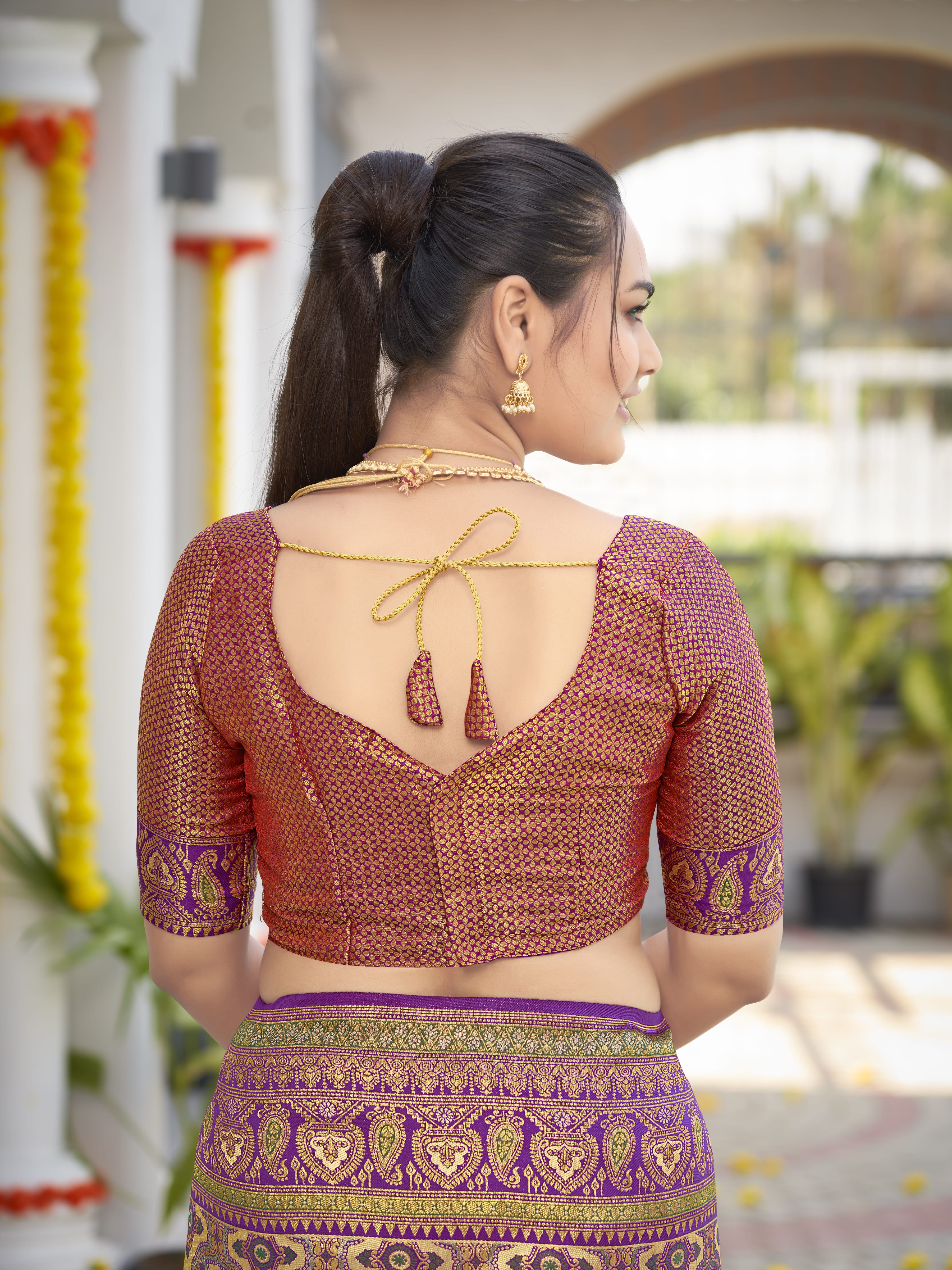 MANOHARI Banarasi Silk Blend Jacquard Work Saree - Purple - Dista