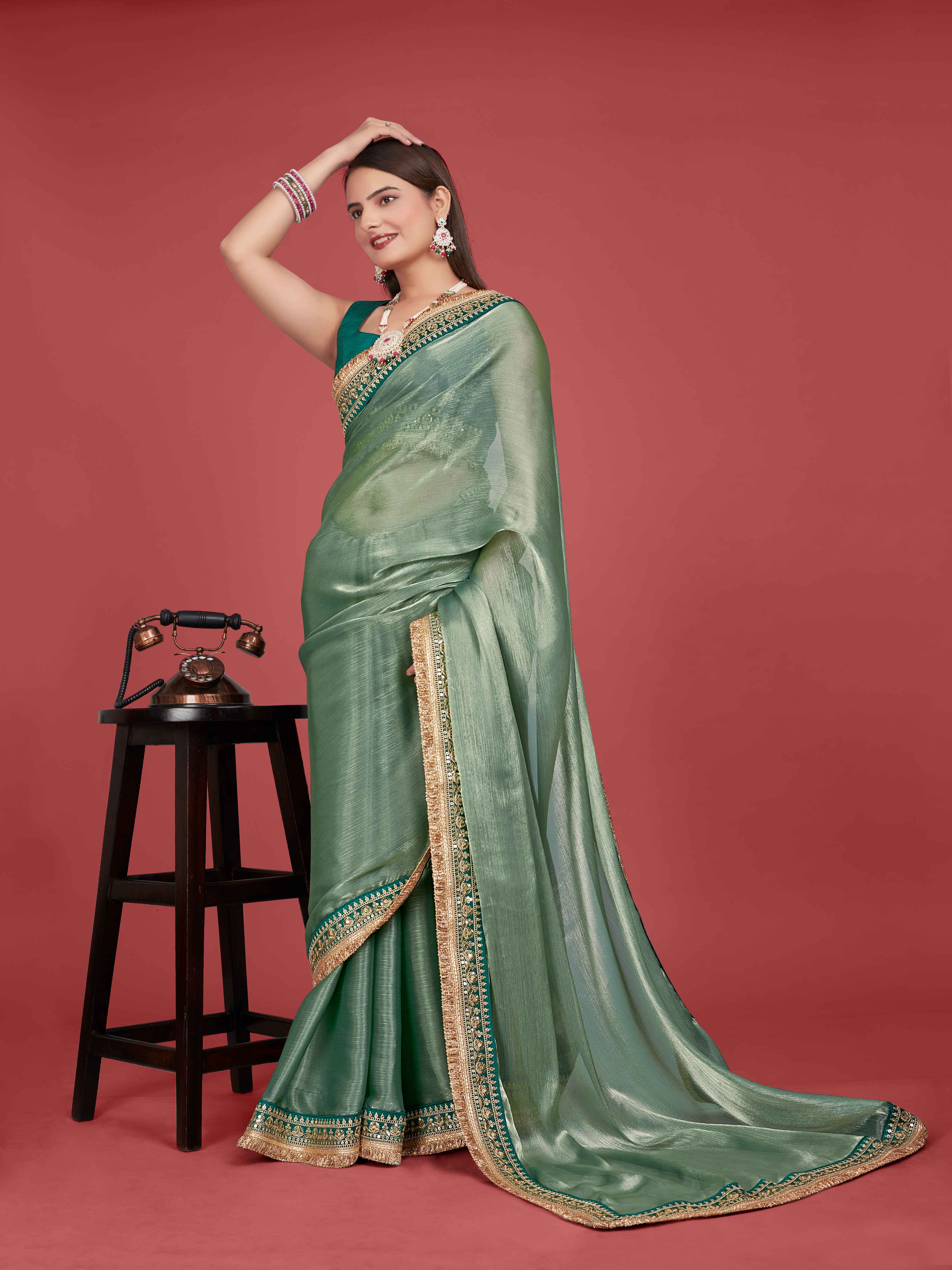 MANOHARI Zimmy Choo Lace Border Work Saree - Green - Dista